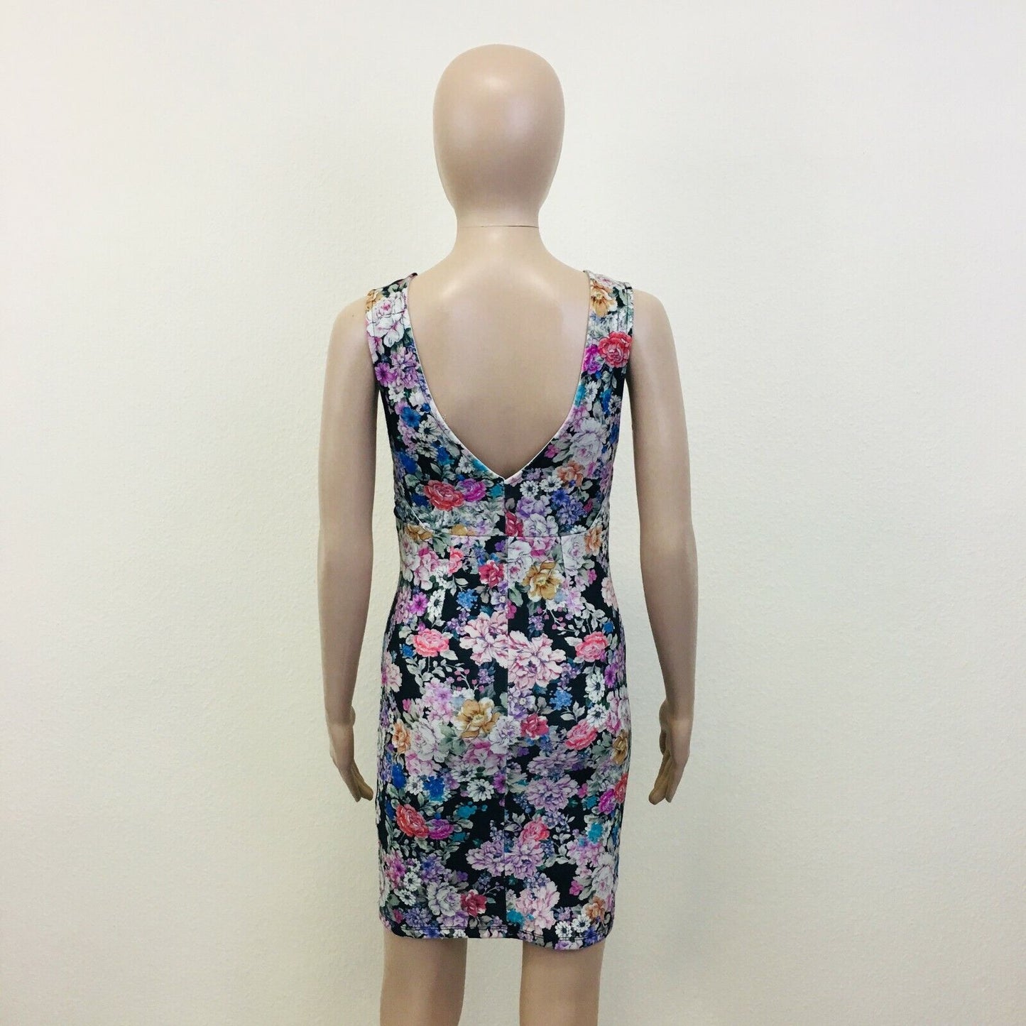 PULL&BEAR Flowered Ladies Sleeveless Dress Size M