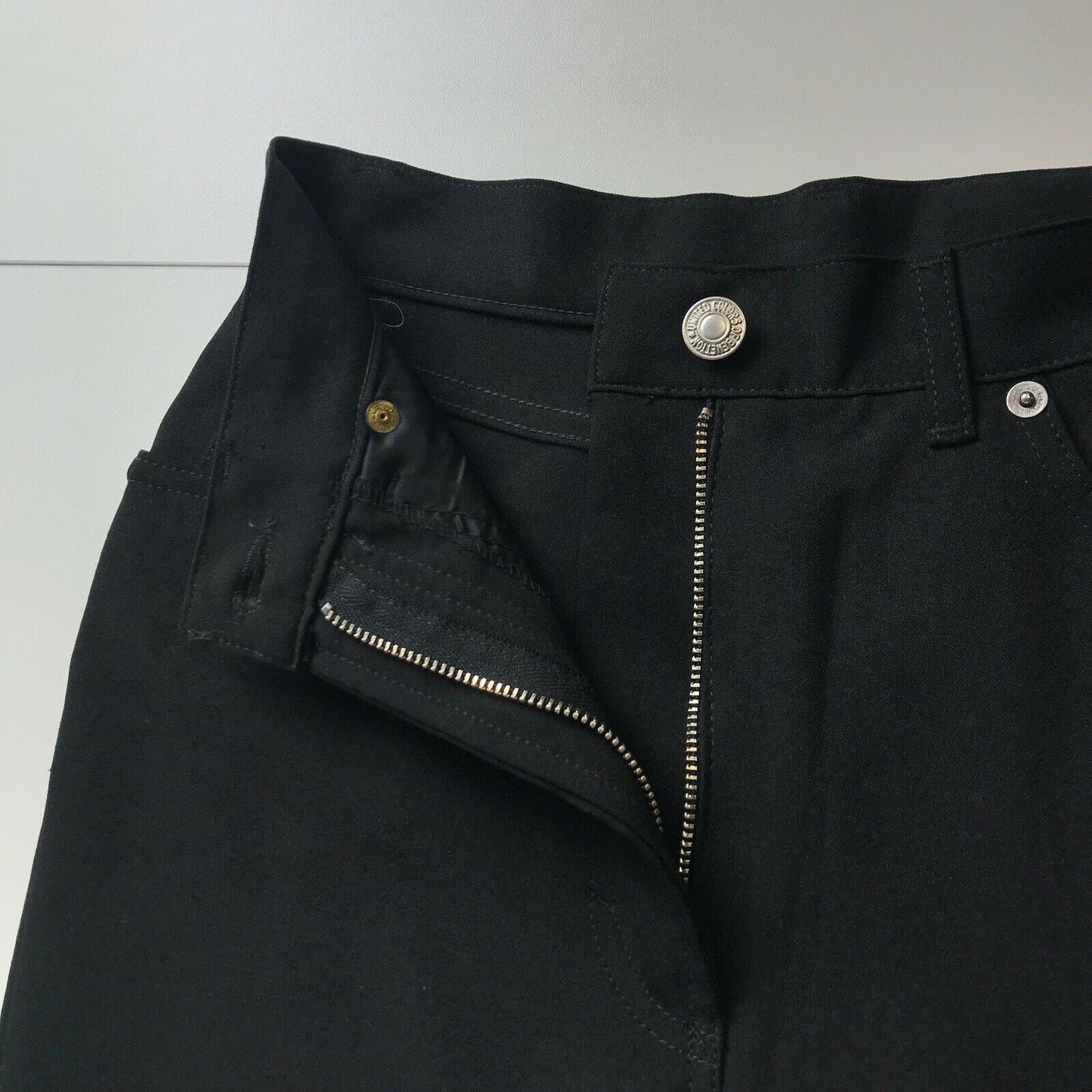 UNITED COLORS OF BENETTON Women Black Regular Fit Trousers Size EUR 38 W23