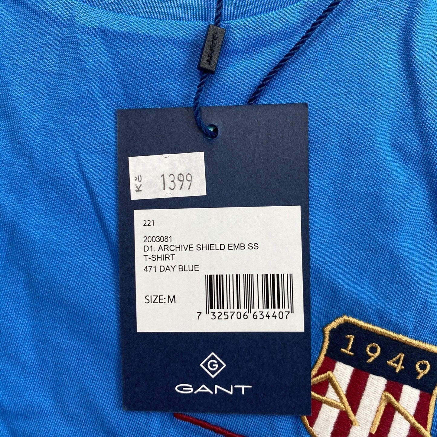 GANT Blue Archive Shield Emb SS Crew Neck T-Shirt Size M