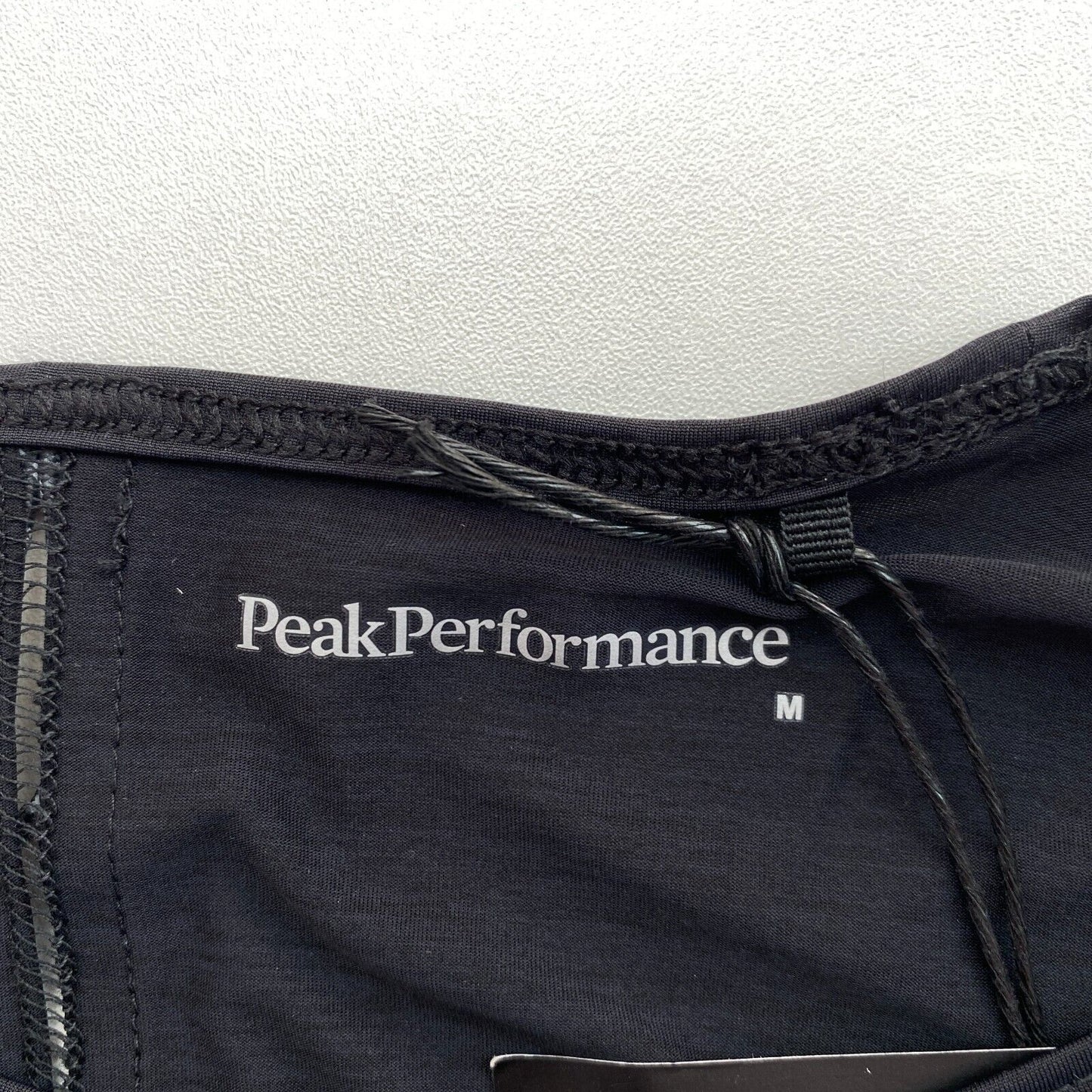 Peak Performance Black Fly T-Shirt mit Rundhalsausschnitt, Größe M