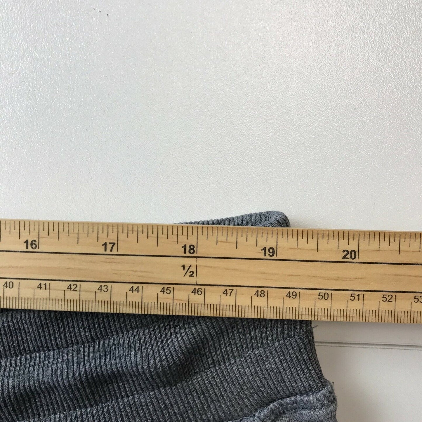 GANT Graue Jogginghose mit normaler Passform, Größe 3XL, XXXL, W38