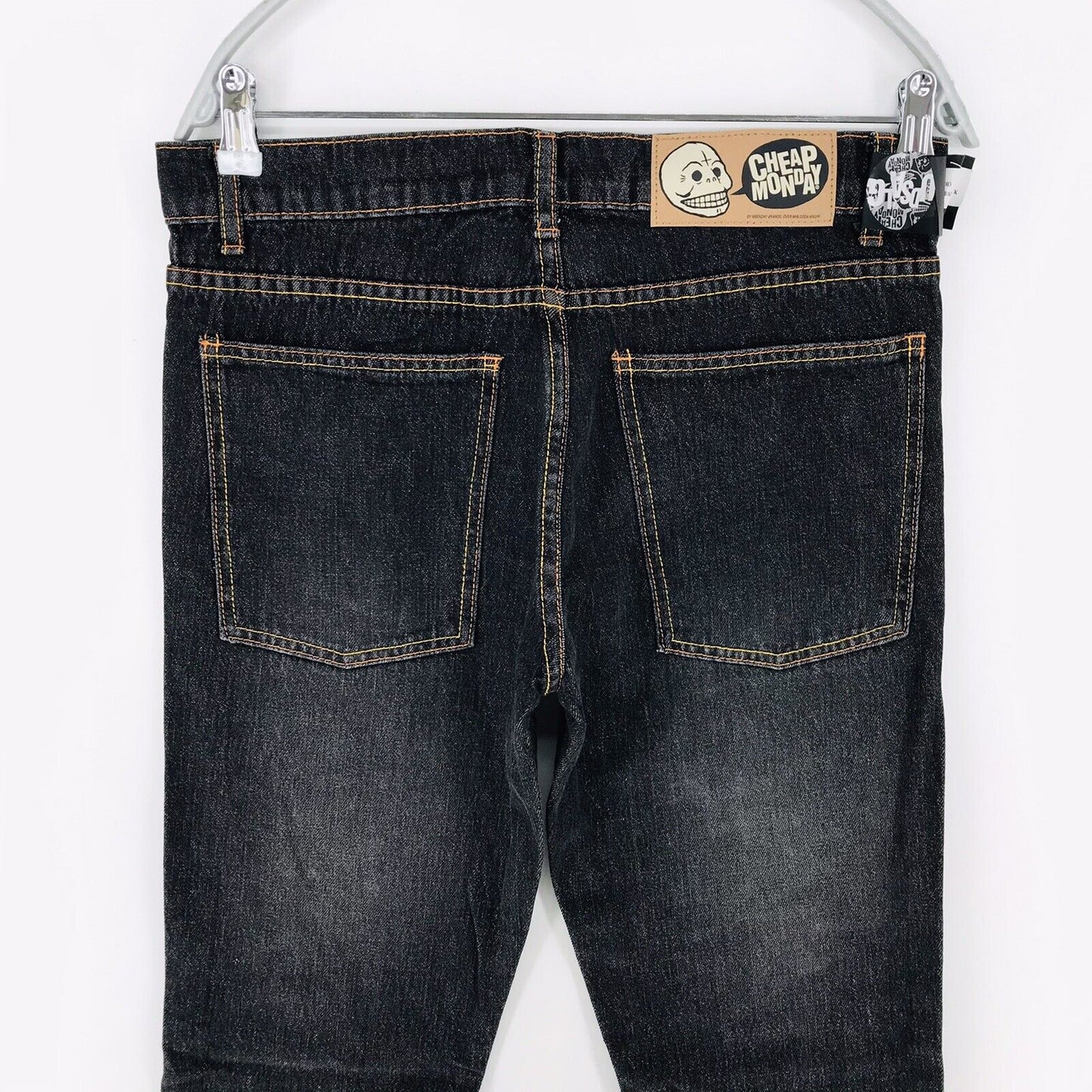 CHEAP MONDAY AUTOBAHN Damen Jeans, gerade Passform, schwarz, Größe W28 L34