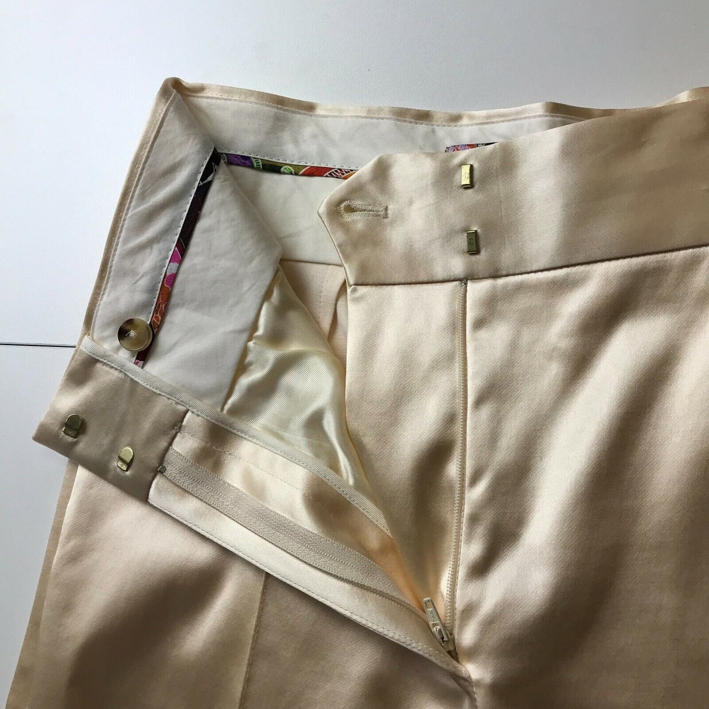 Tommy Hilfiger x Zendaya Women Beige Regular Straight Fit Trousers Size 6 W27