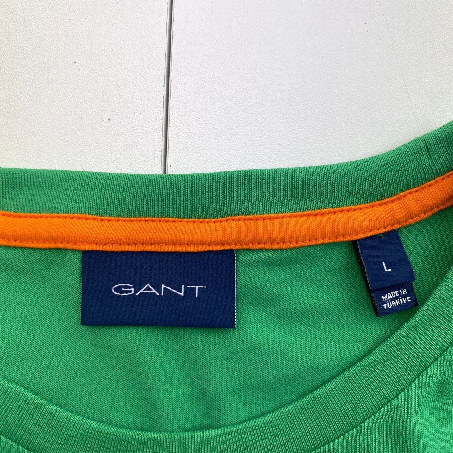 GANT Men Green Contrast Logo Crew Neck Short Sleeves T Shirt Size L