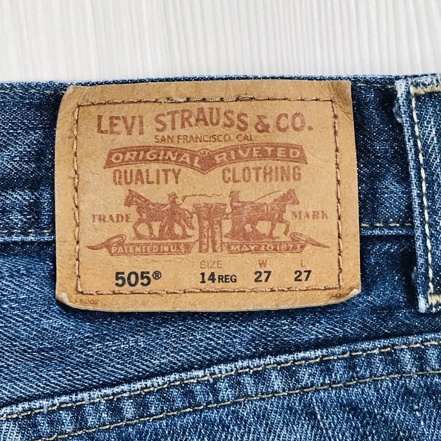 Vintage Levi's 505 Boys Blue Regular Straight Fit Jeans 14 Reg / W27 L27