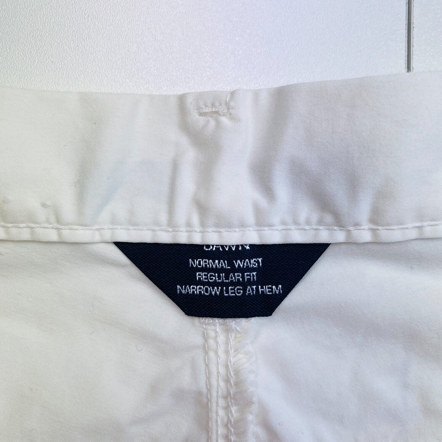 GANT Damen Caprihose Dawn mit schmalem Bein, Weiß, Größe W31