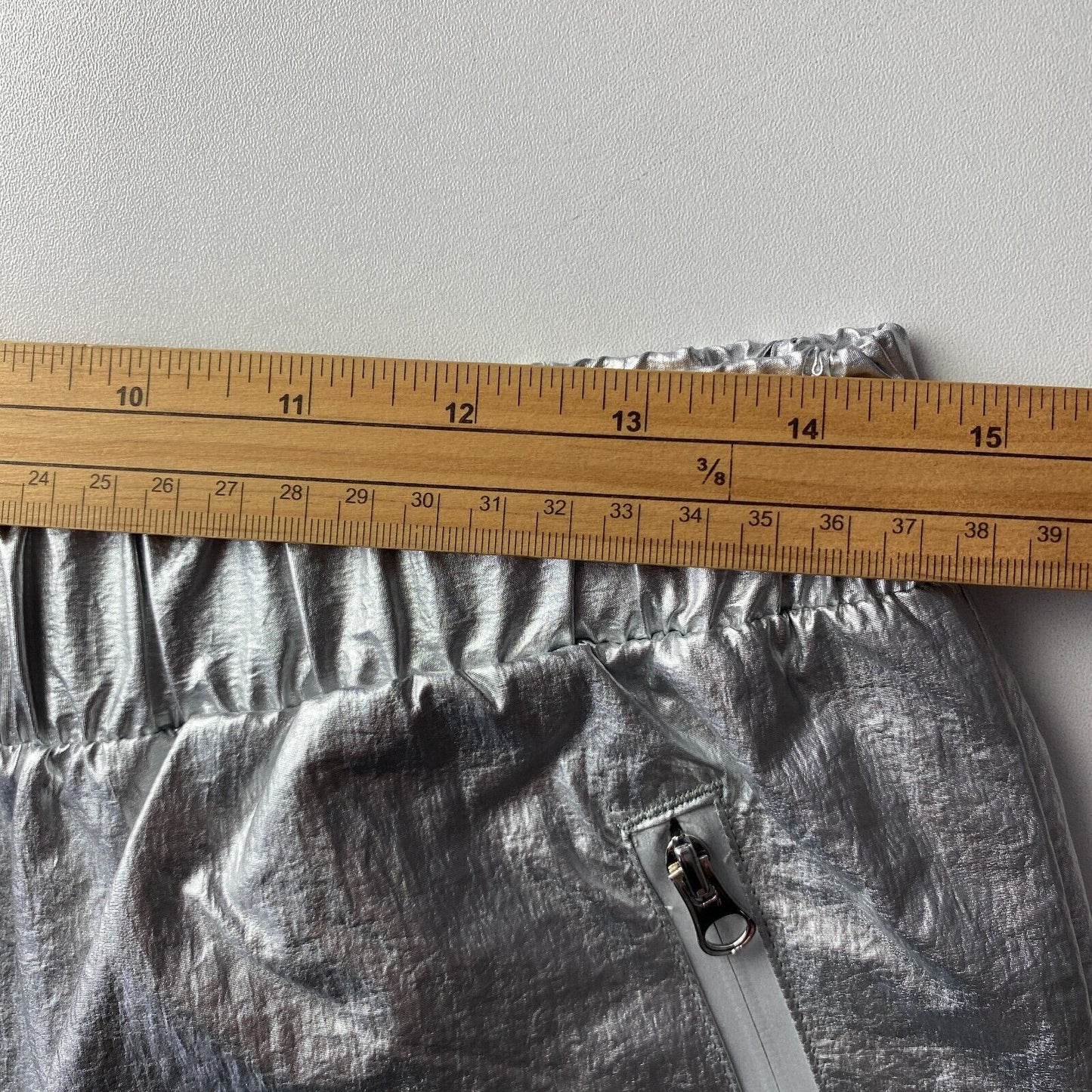 GUESS Women Silver Regular Tapered Fit Trousers Size M EUR 38 UK 8 W28