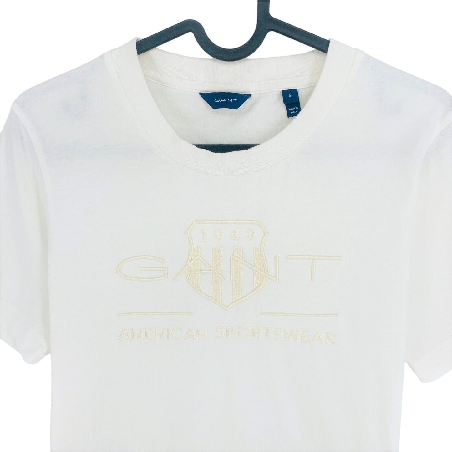 GANT T-Shirt mit Rundhalsausschnitt, Ton in Ton, Archive Shield, Größe S, Weiß