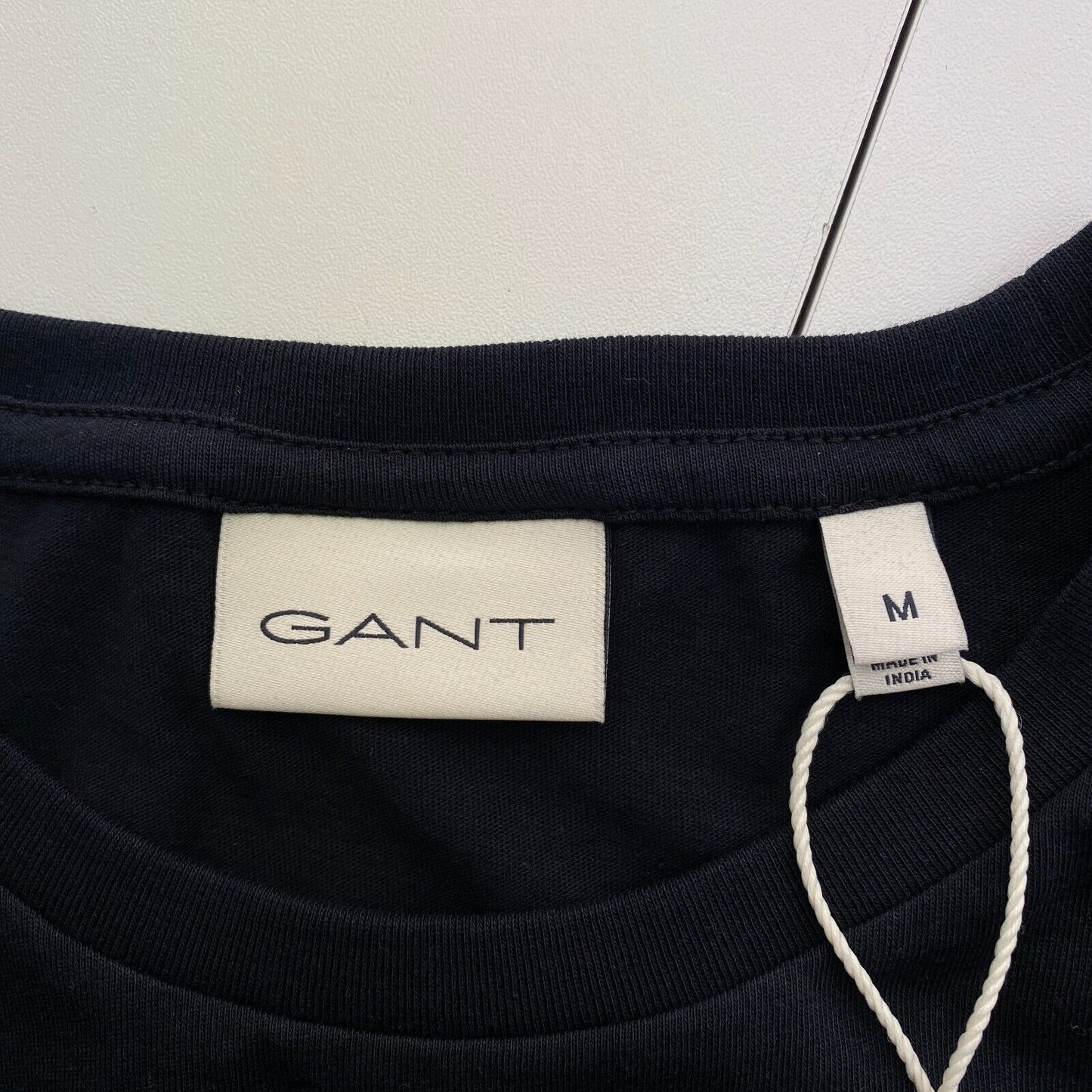 GANT Men Black Regular Fit Shield Crew Neck Short Sleeve T Shirt Size M