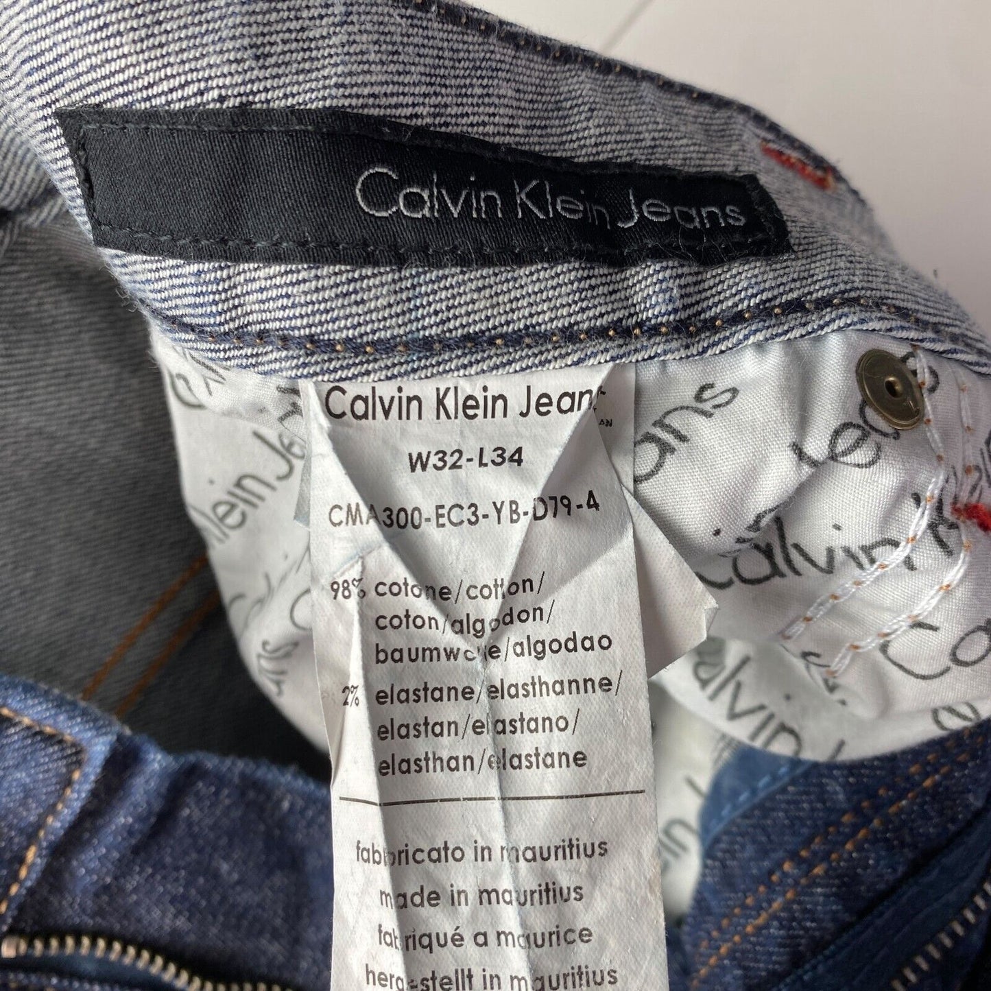 Calvin Klein Damen Jeans mit niedriger Leibhöhe und schmaler Passform, Dunkelblau, W32 L34