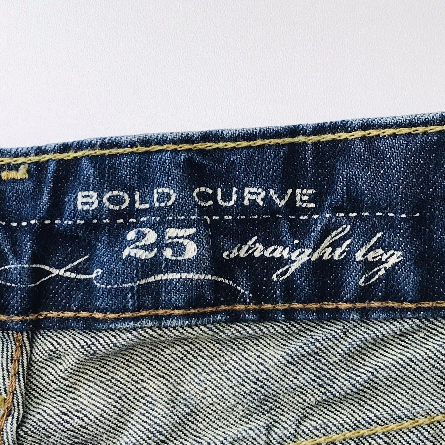 Vintage Levi's Bold Curve Women Dark Blue Regular Straight Fit Jeans W25 L32