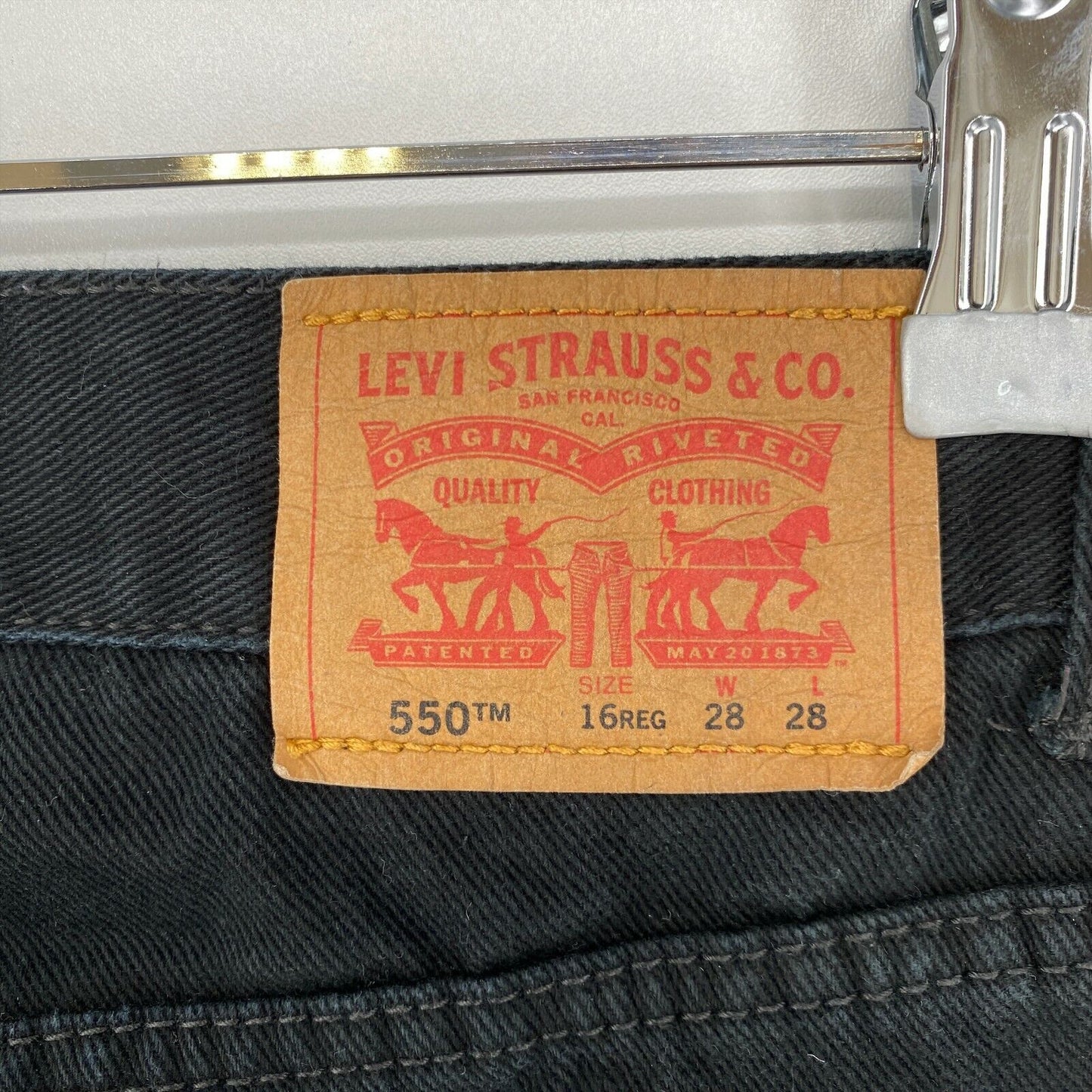 Levi's 550 Boys Gris foncé Coupe décontractée Jeans Taille 16 ans Regular / W28 L28