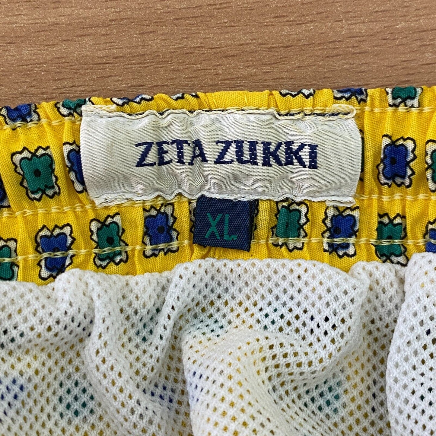 ZETA ZUKKI Yellow Swimwear Swimming Shorts Trunks Size XL