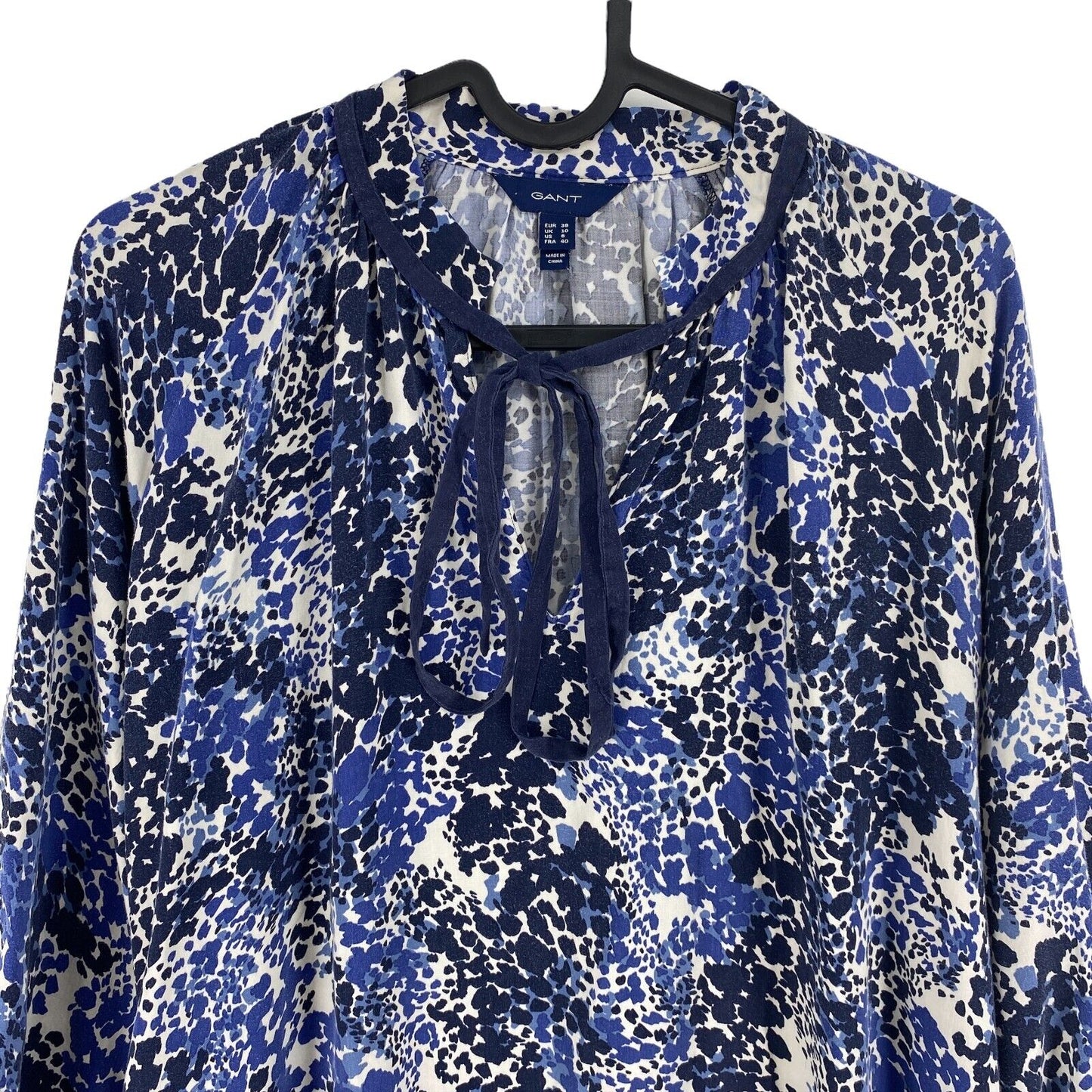 GANT Blaues Maxikleid mit langen Ärmeln und Farbblock-Print, Größe EU 38 UK 10 US 8