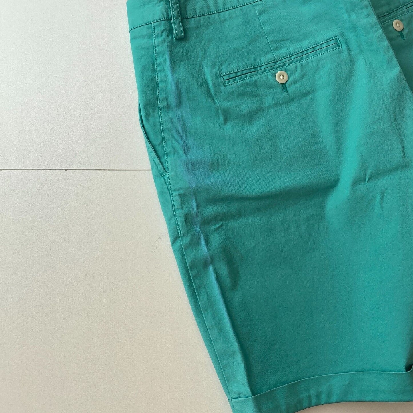 GANT Aquamarine Blue Green Regular Fit Chino Shorts Size W34