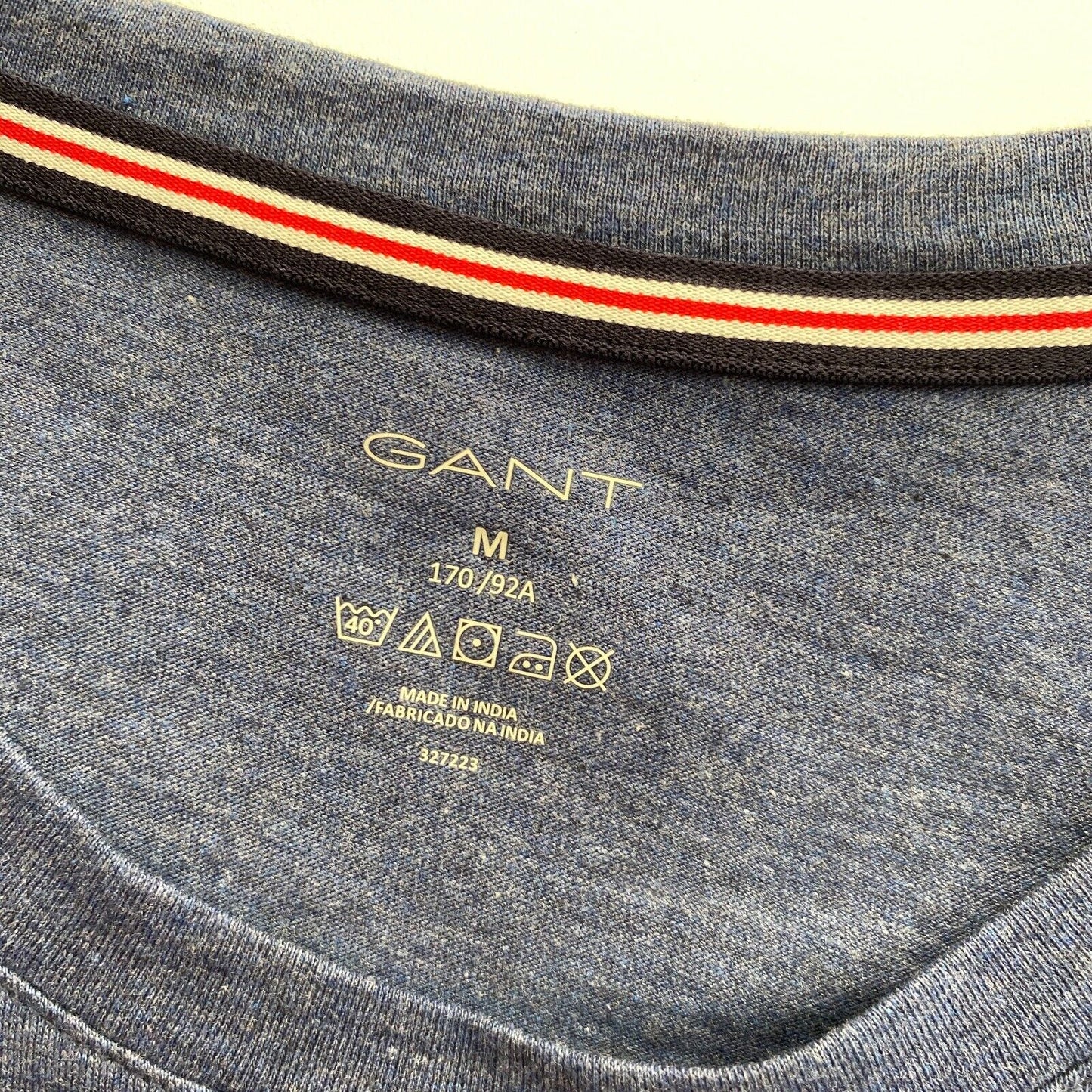 GANT Blue Retro Shield Crew Neck T Shirt Size M