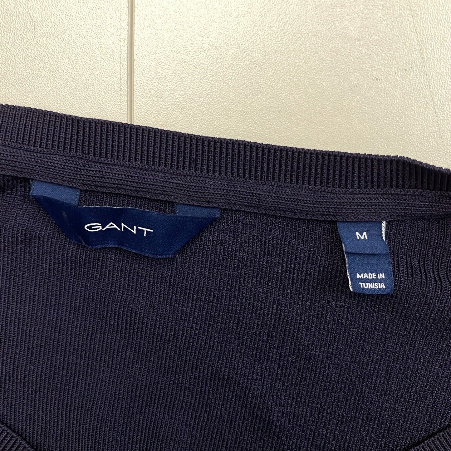 GANT – Gerippter Cardigan mit V-Ausschnitt, Marineblau, Größe M