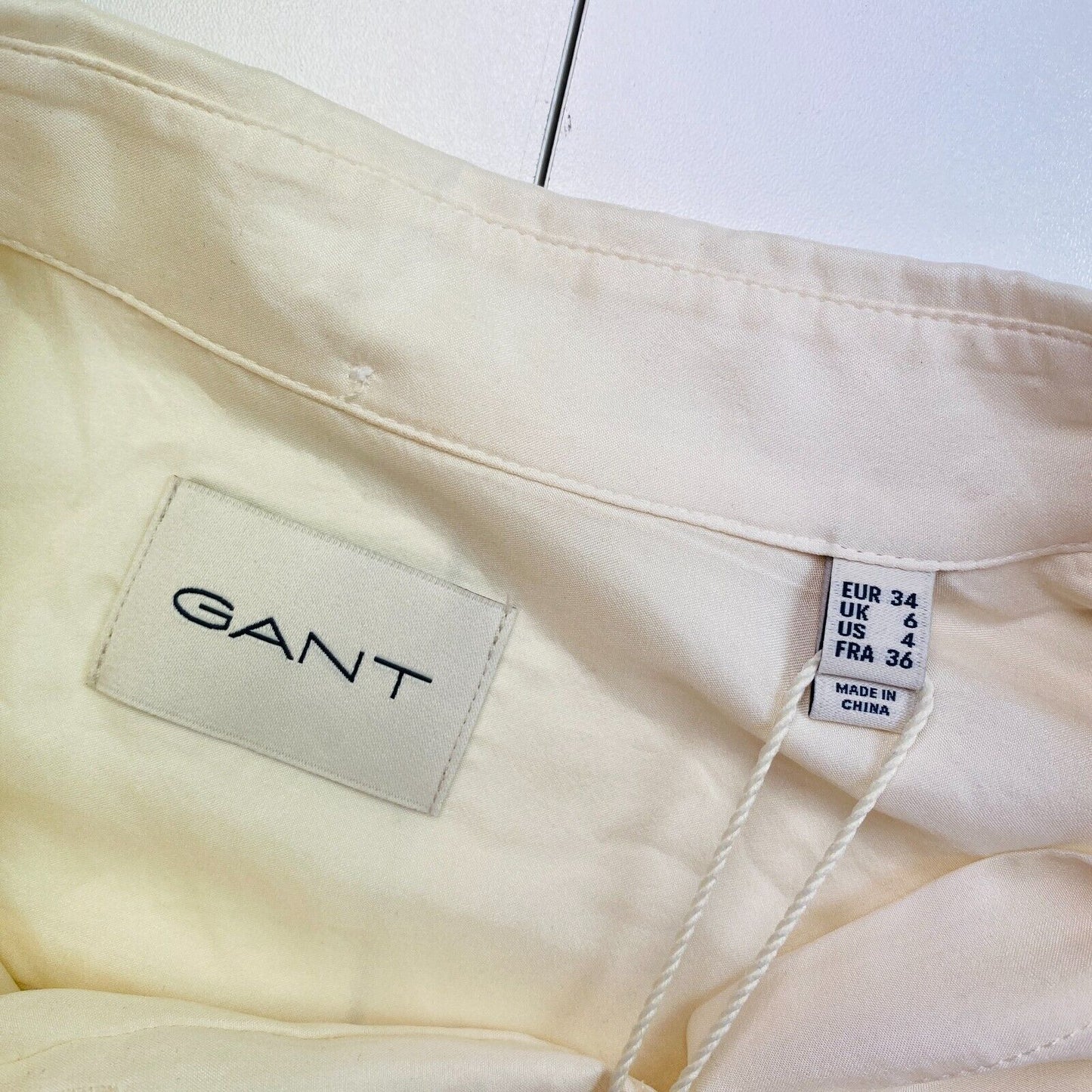 GANT Beige Relaxed Fit Silk Shirt Size EU 34 UK 6 US 4