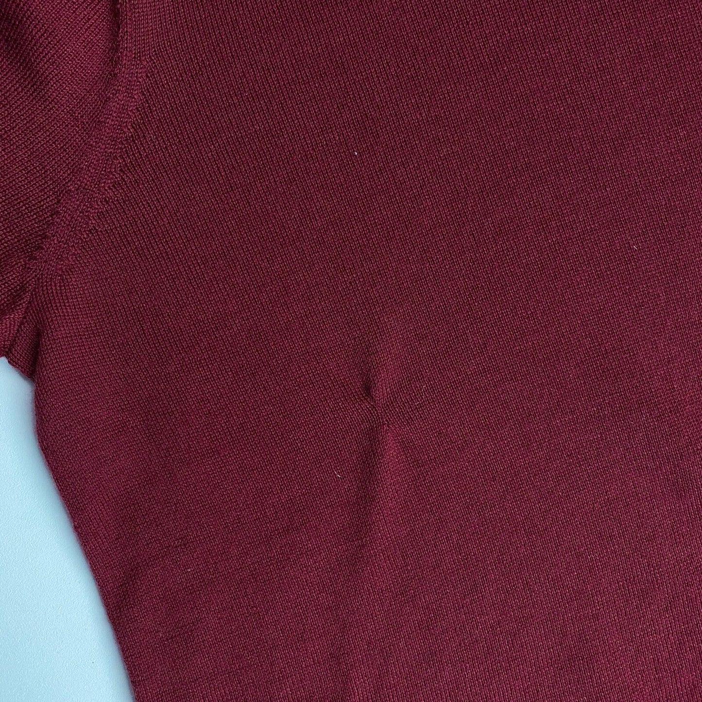 GANT Dunkelroter Rollkragenpullover aus 100 % Wolle, Größe S