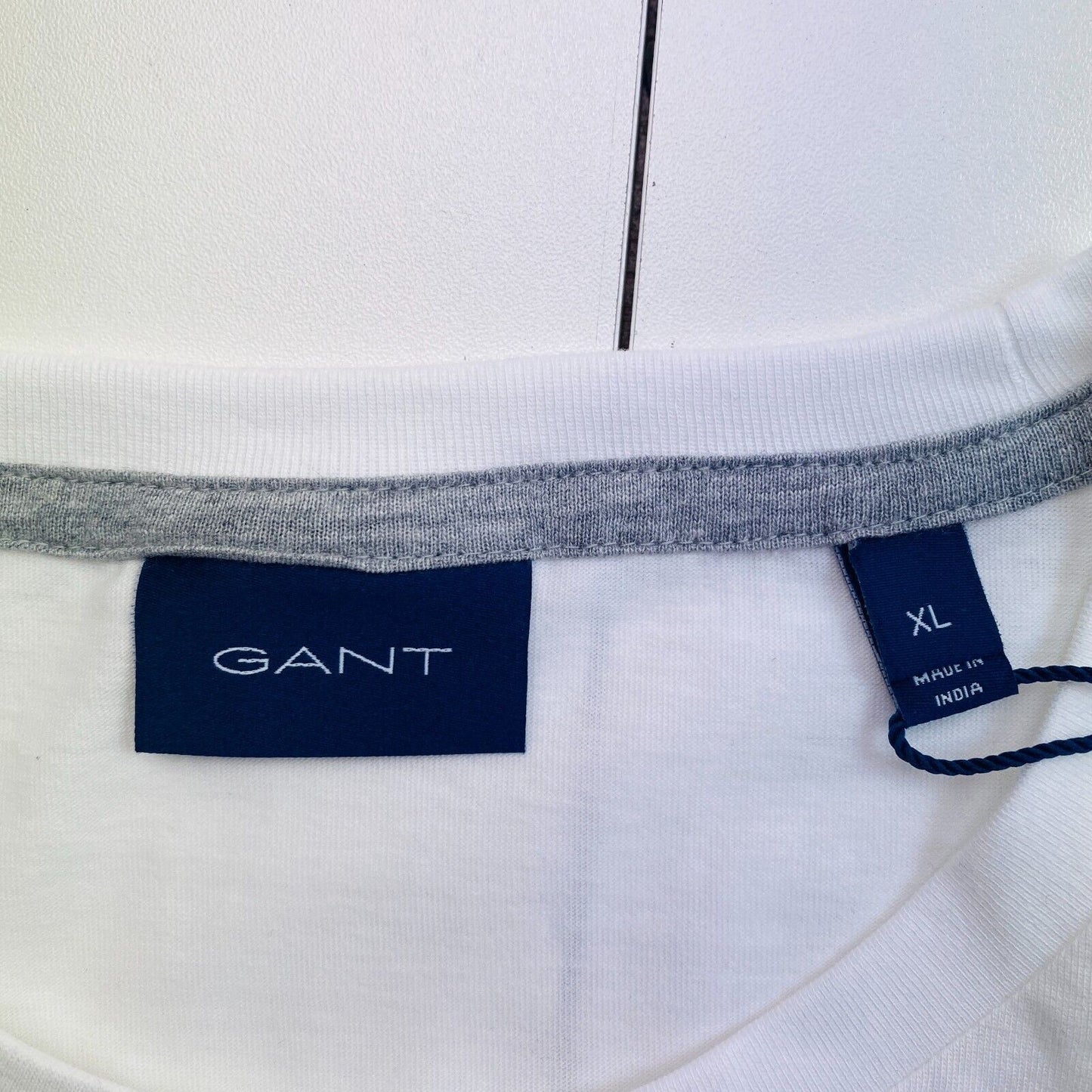 GANT Men White Archive Shield Crew Neck Short Sleeve T Shirt Size XL