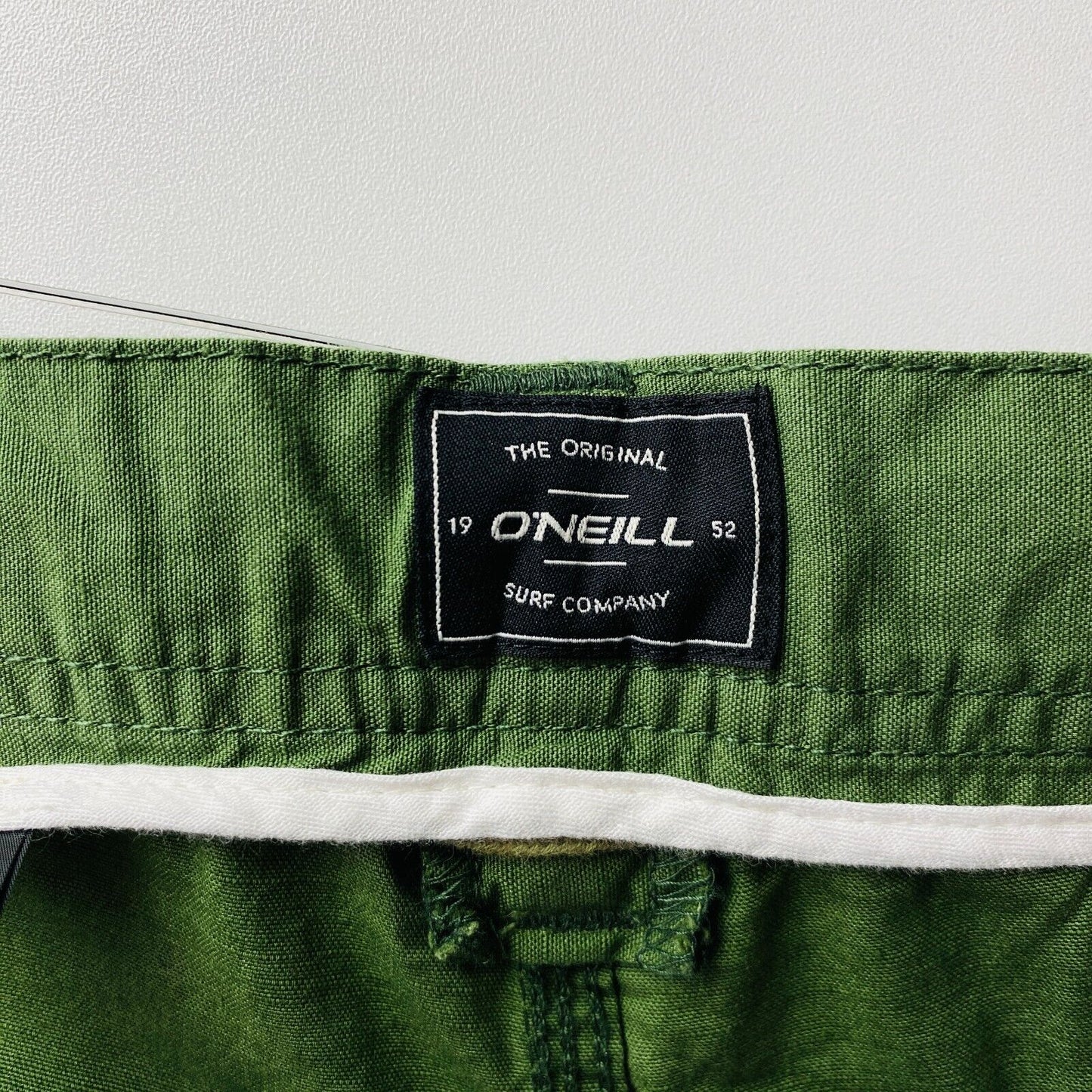 O'Neill Mens Green Regular Fit Road Trip Shorts Size W32