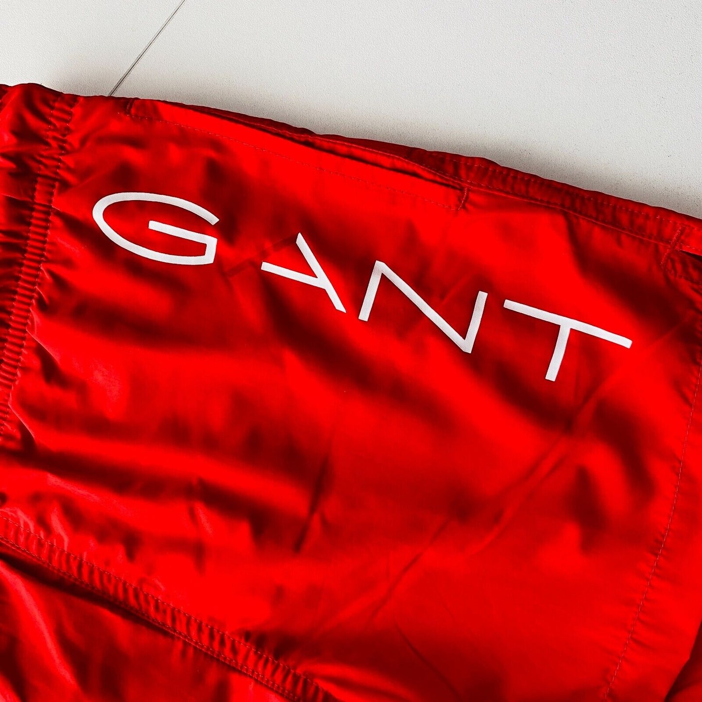 GANT Boys Red Regular Fit Beachwear Swimming Shorts 122 / 128 cm. 7 - 8 Years