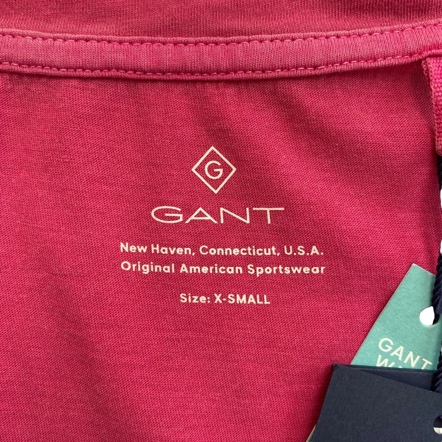 GANT T-shirt à col en V délavé rose foncé taille XS