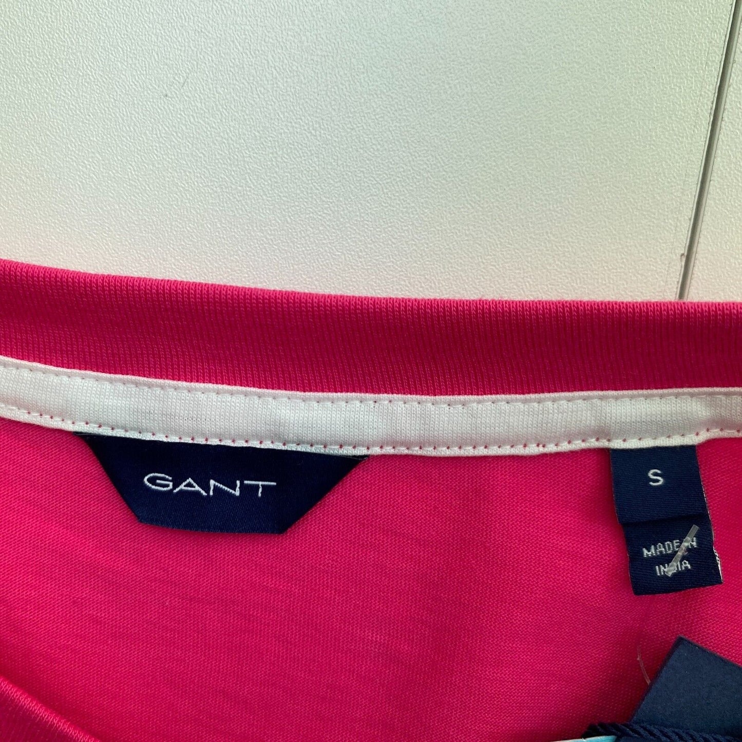 GANT Pink MD. Summer Crew Neck T Shirt Size S