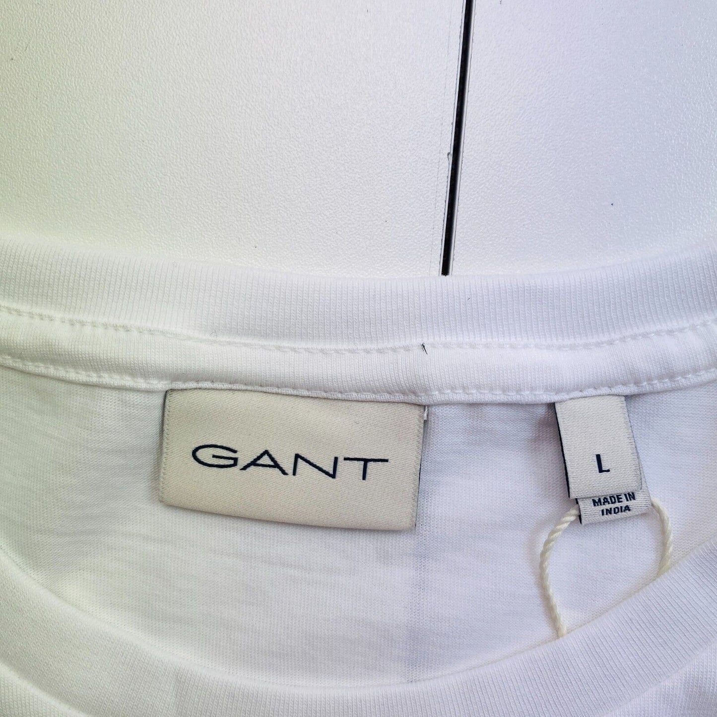 GANT Men White Reg Shield Crew Neck Short Sleeve T Shirt Size L