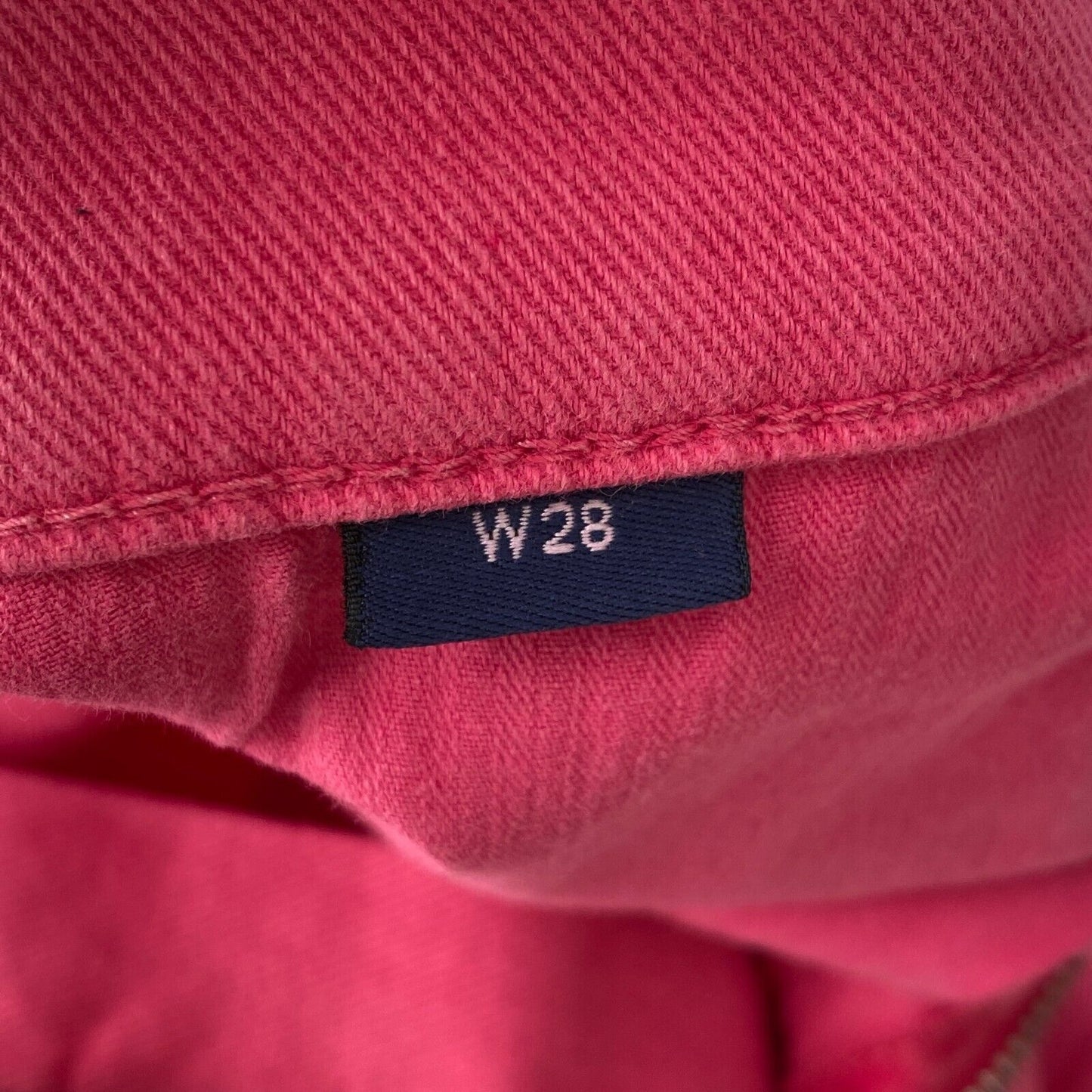 GANT Damen Jeansshorts in normaler Passform, Rosa, Größe W28