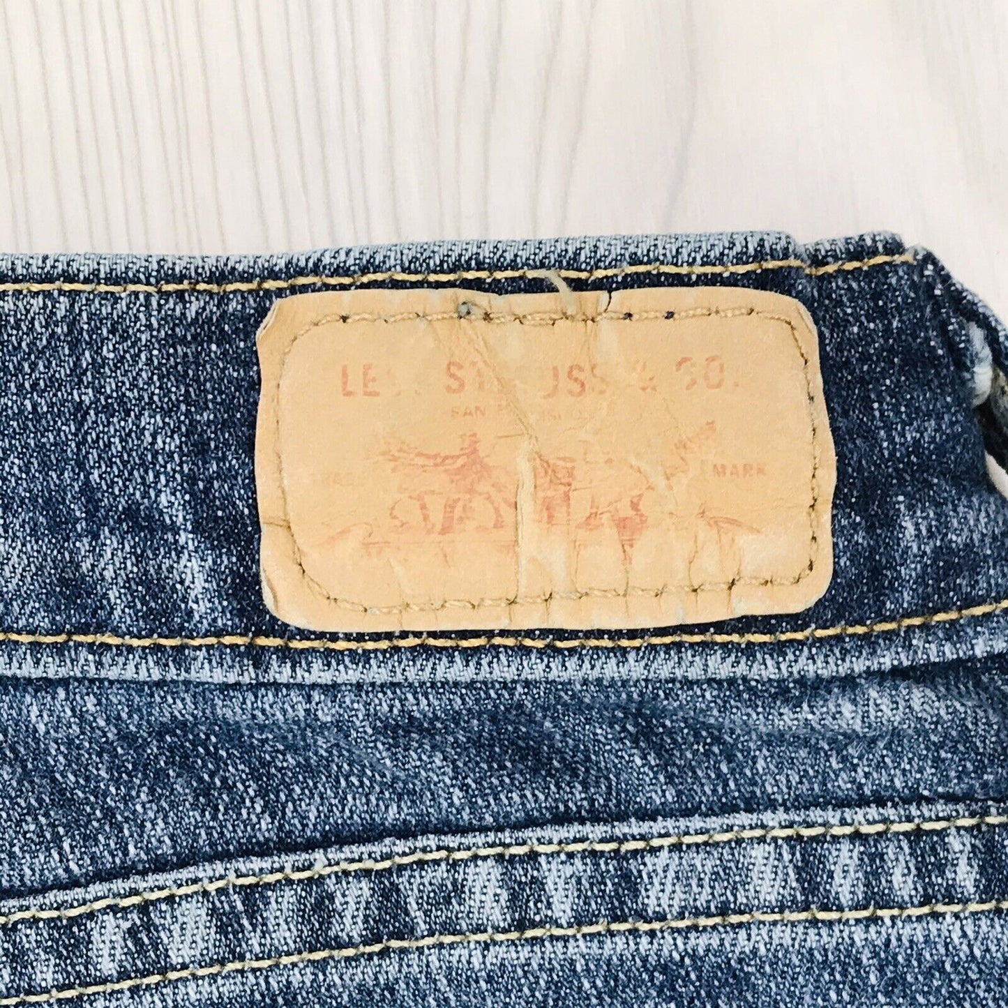 Vintage Levi's Women Blue Regular Straight Fit Jeans 4 M / W26 L34