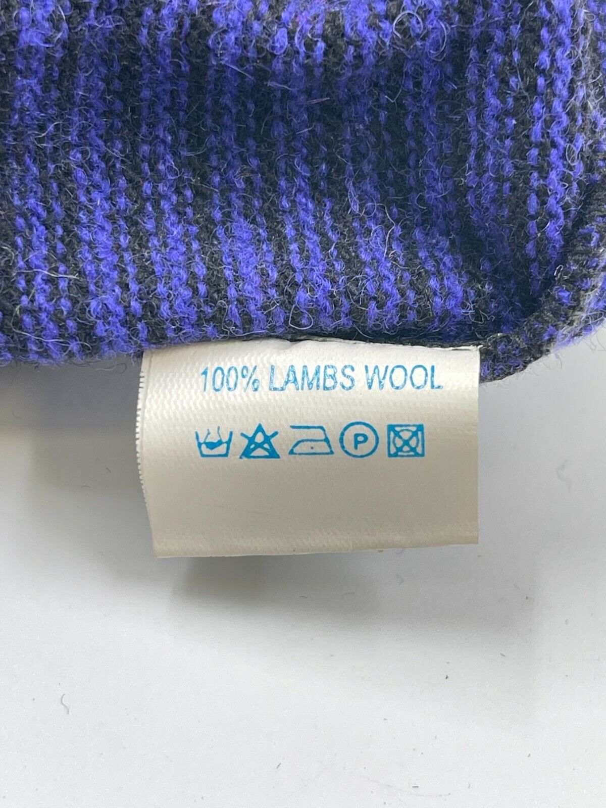 Komodo Ladies Purple 100% Lambswool Thin Beanie Hat One Size