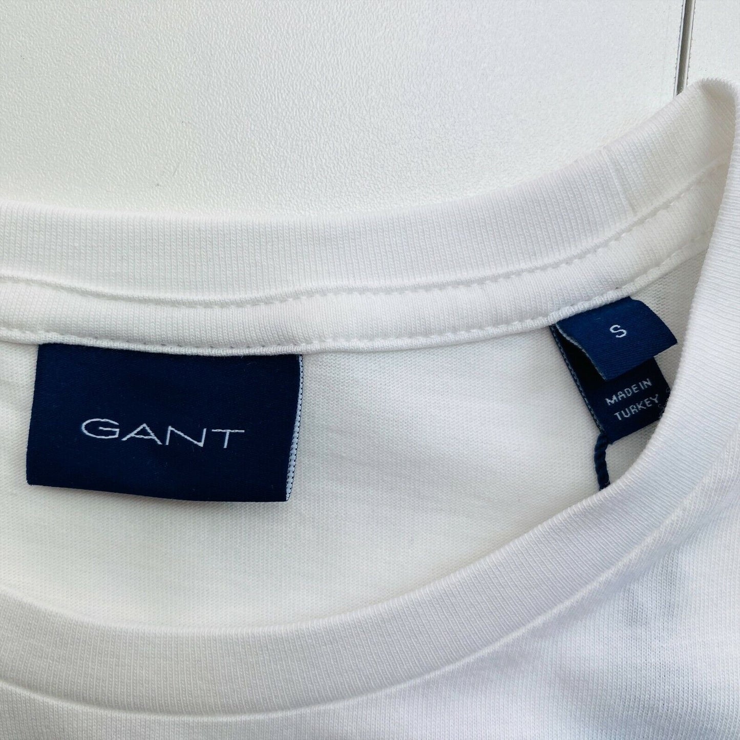 GANT White Medium Shield Crew Neck T Shirt Size S