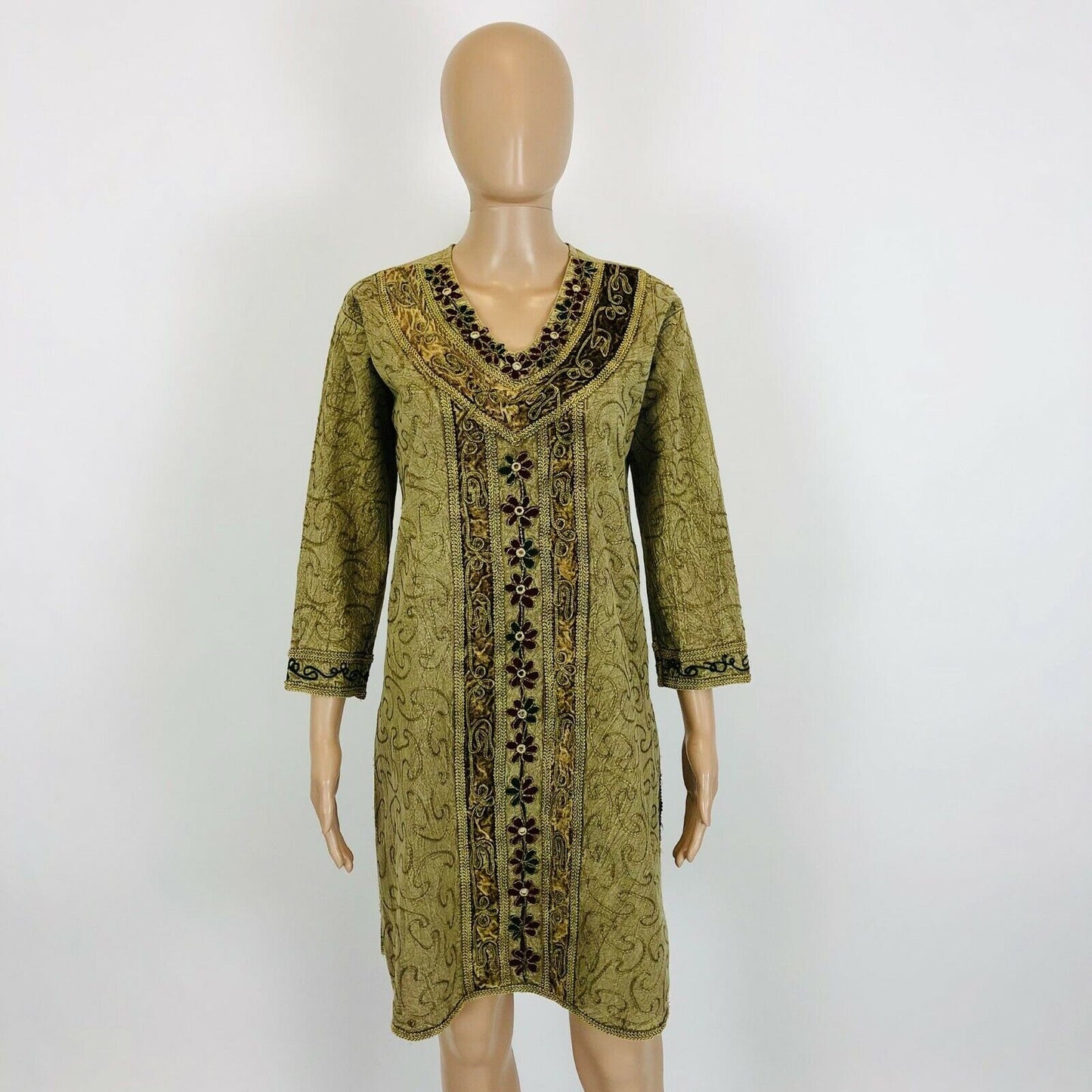 Robe tunique caftan brodée vert olive or taille S