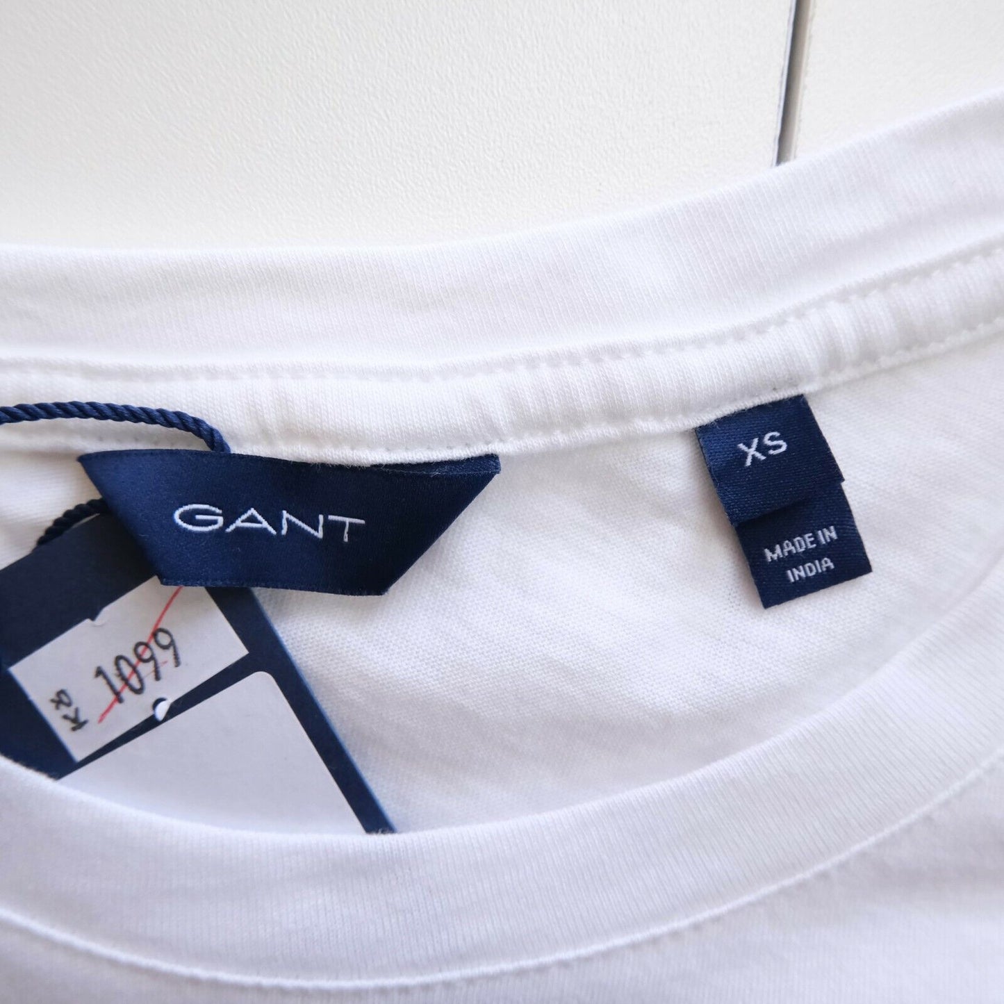 GANT White Crew Neck T Shirt Size XS