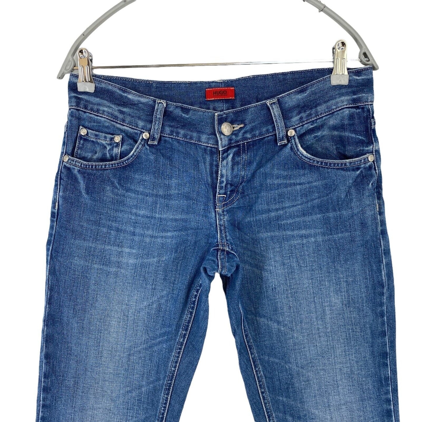 HUGO BOSS Damen Jeans in normaler Straight-Fit-Passform, Blau, Größe W27 L30