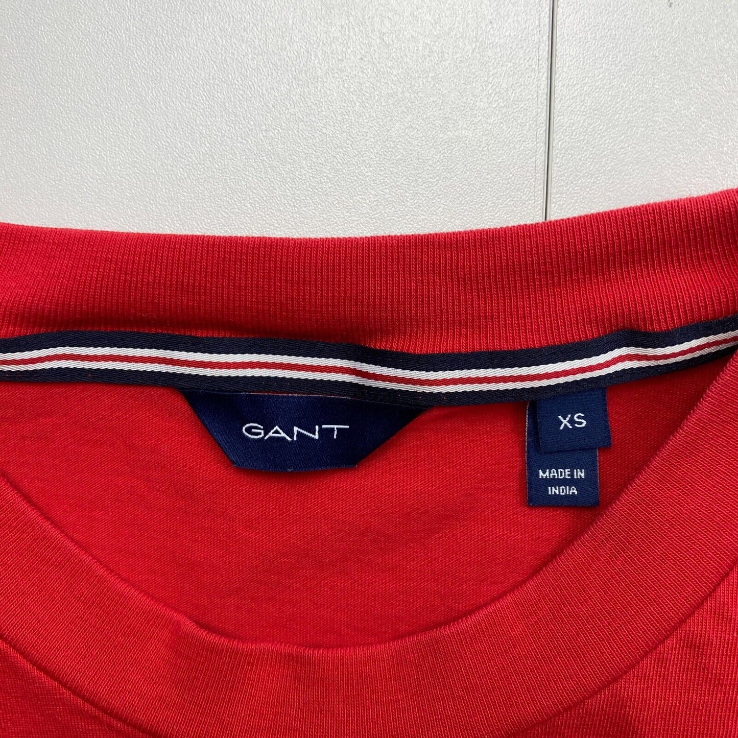 GANT Women Red Retro Shield EMB Crew Neck Short Sleeves T Shirt Size XS