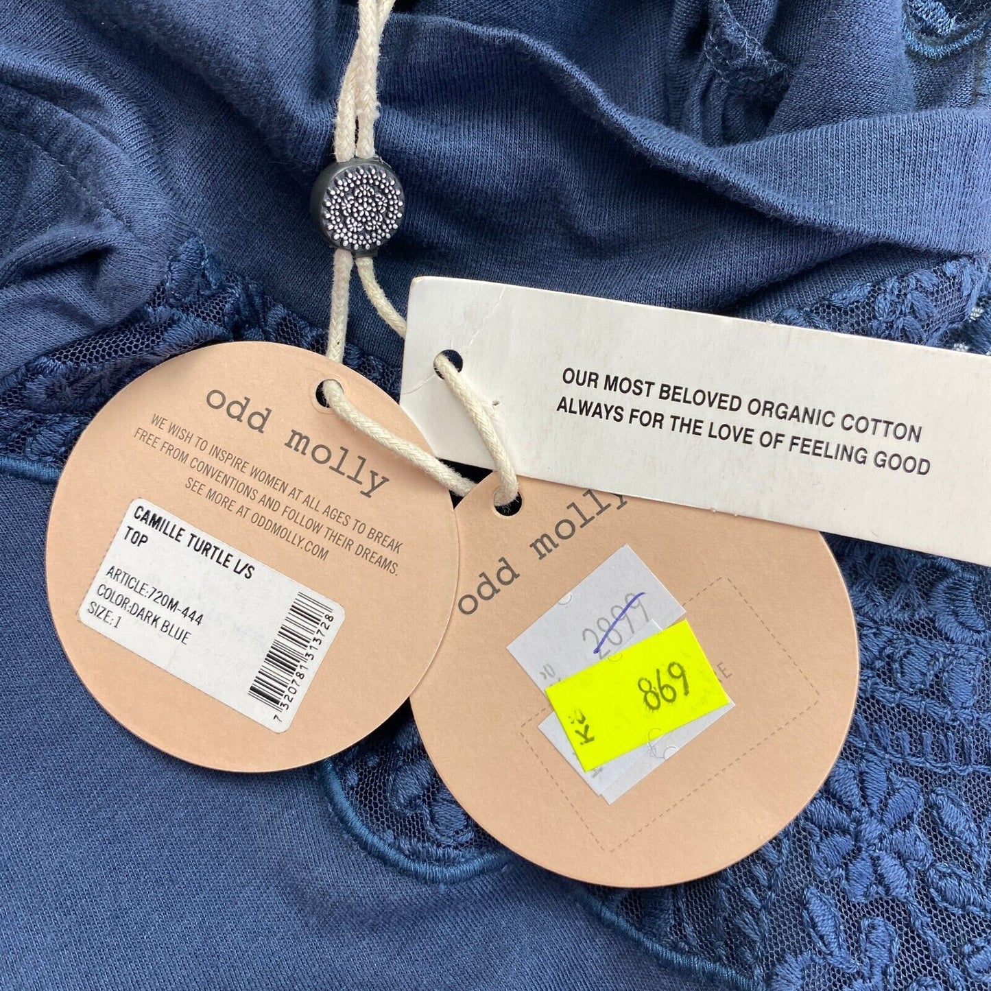 Odd Molly – Marineblaue Bluse „Camille“ mit langen Ärmeln und Rollkragen, Größe 1/S