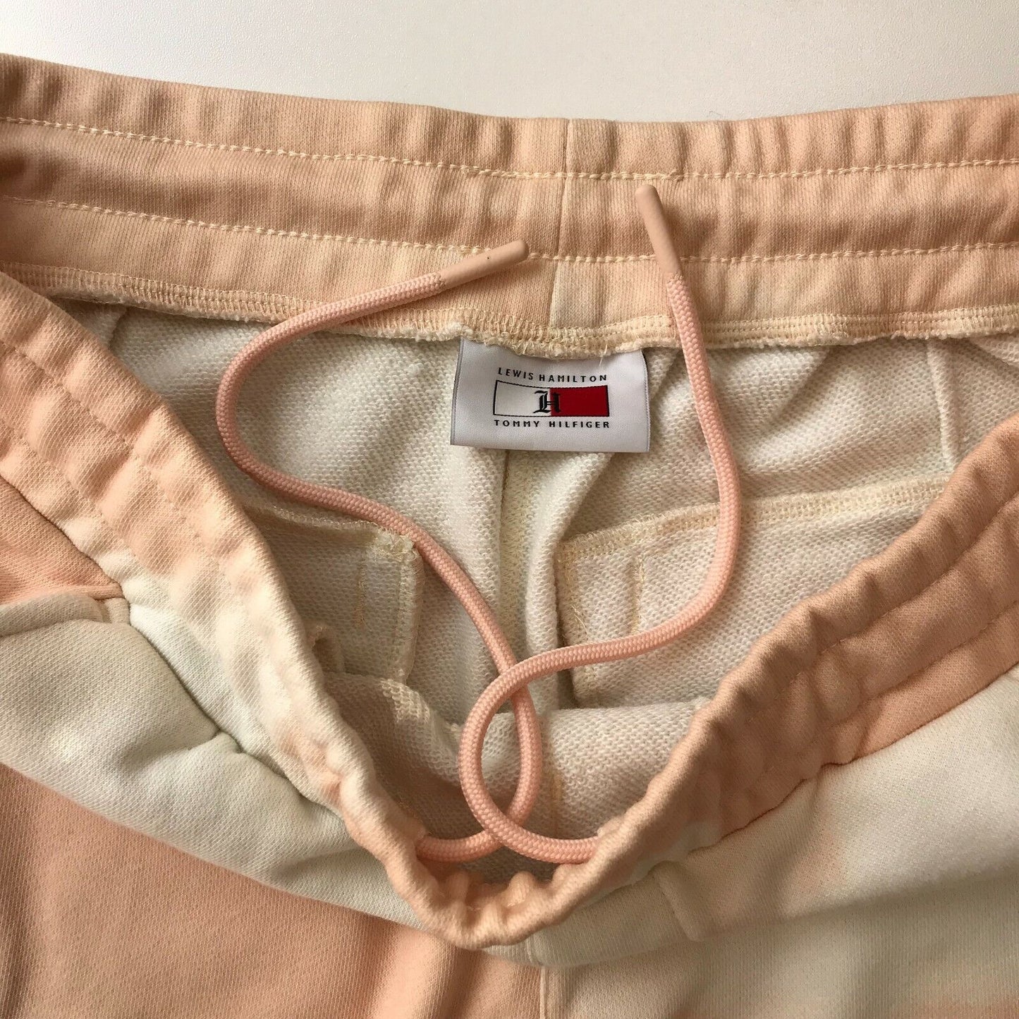 Tommy Hilfiger x Lewis Hamilton Pink Regular Fit Cargo Sweat Shorts Size M W32