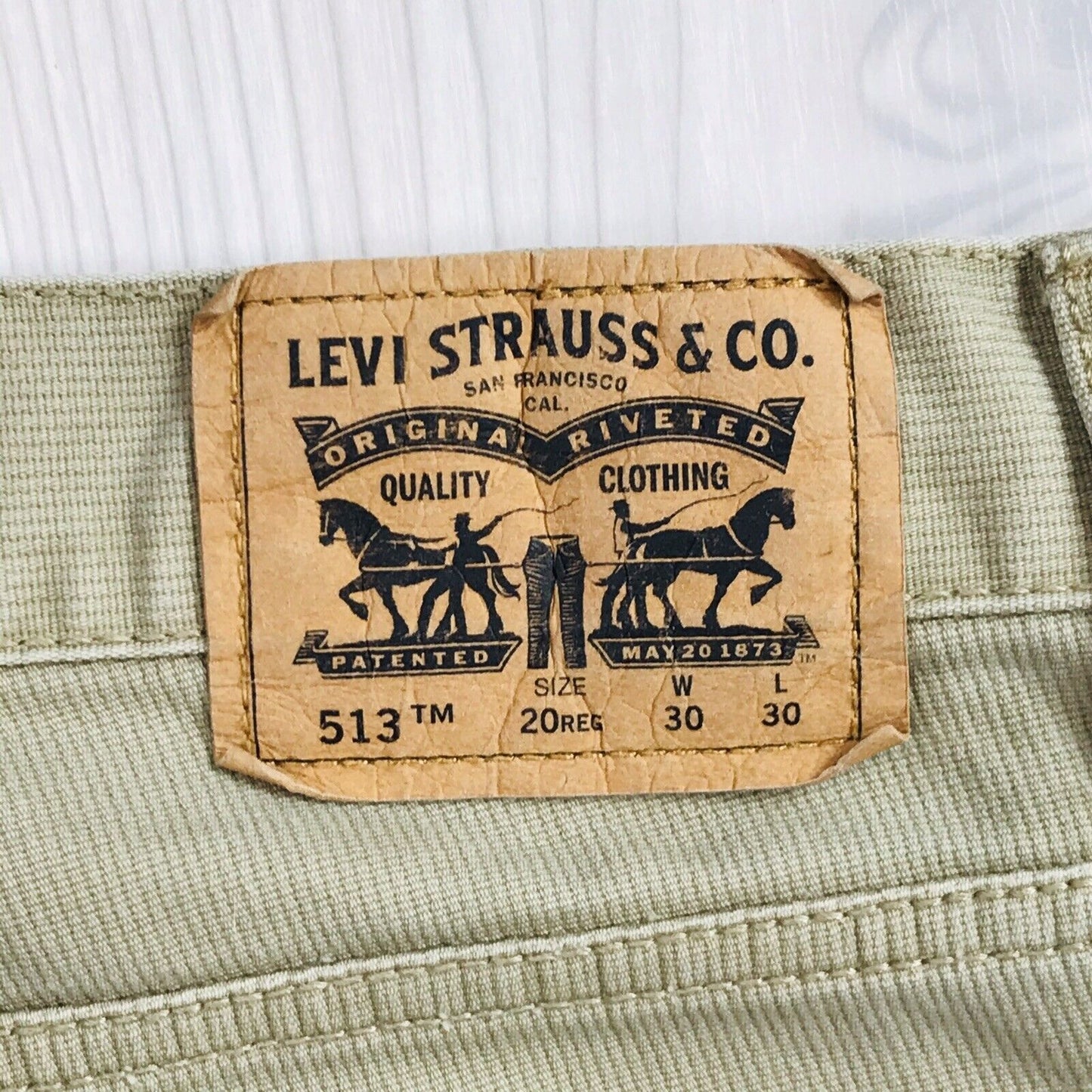 Vintage Levi's 514 Beige Slim Straight Fit Jeans 20 Reg / W30 L30