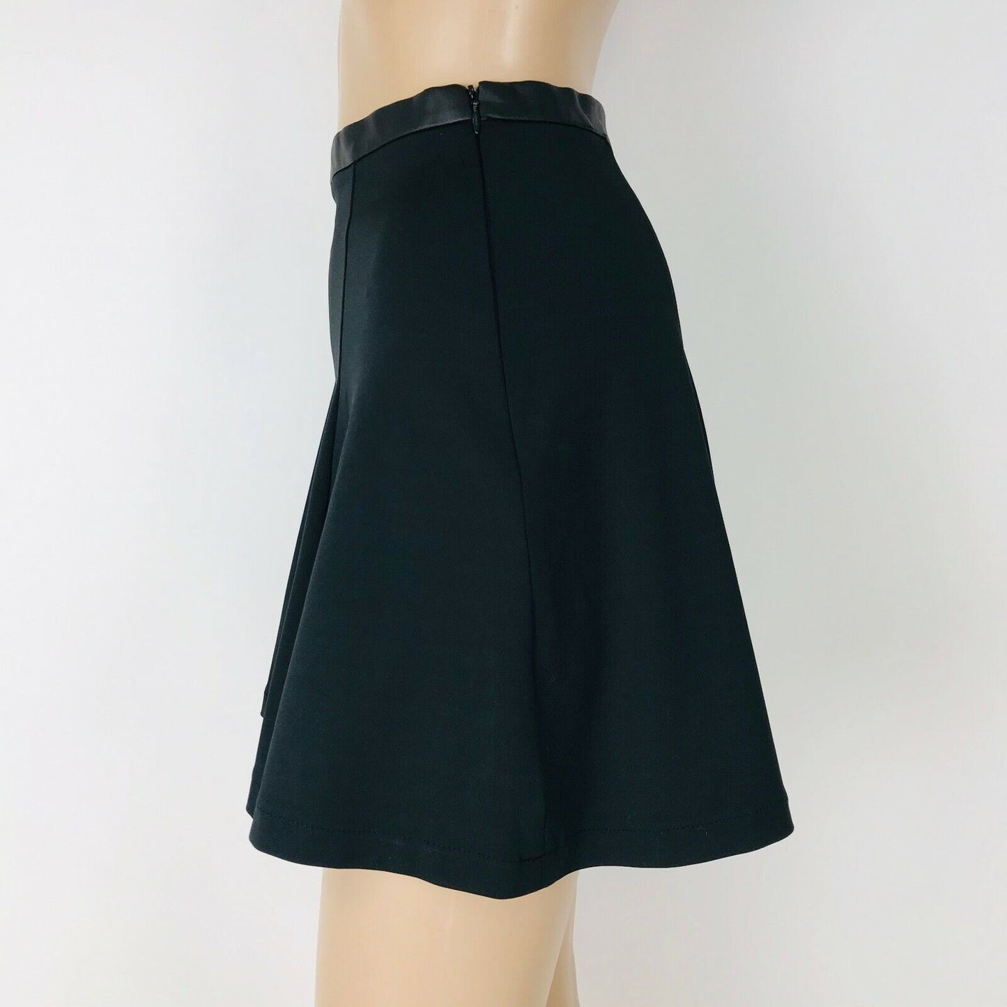 ZARA Trafaluc Women's High Rise Black Skirt Size XS W24