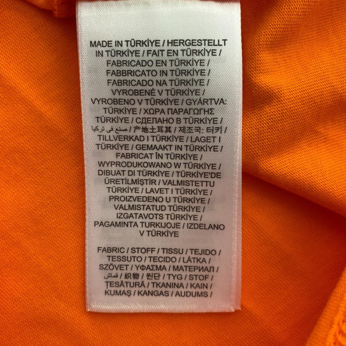 GANT T-Shirt mit Rundhalsausschnitt und kontrastierendem Logo in Orange, Größe M