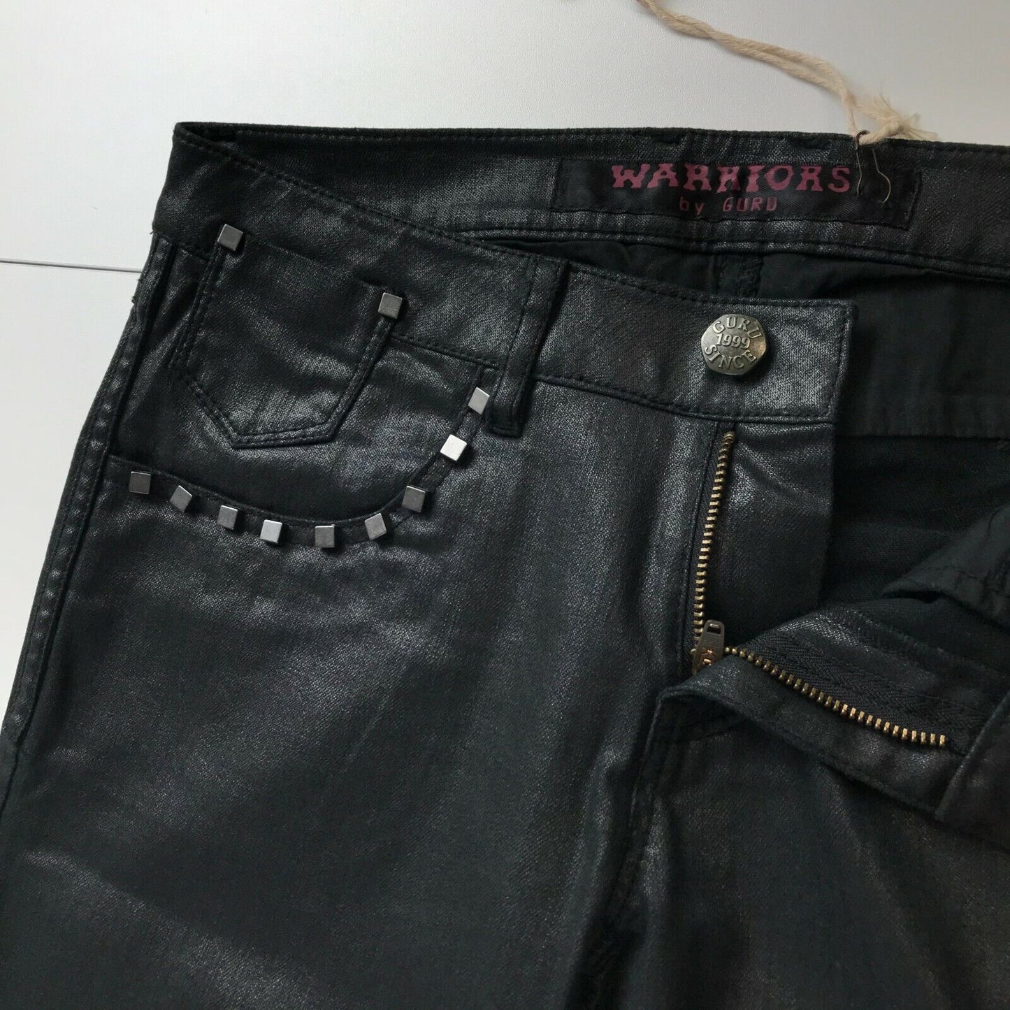 WARRIORS By GURU Women Black Skinny Fit Coated Jeans Size W28