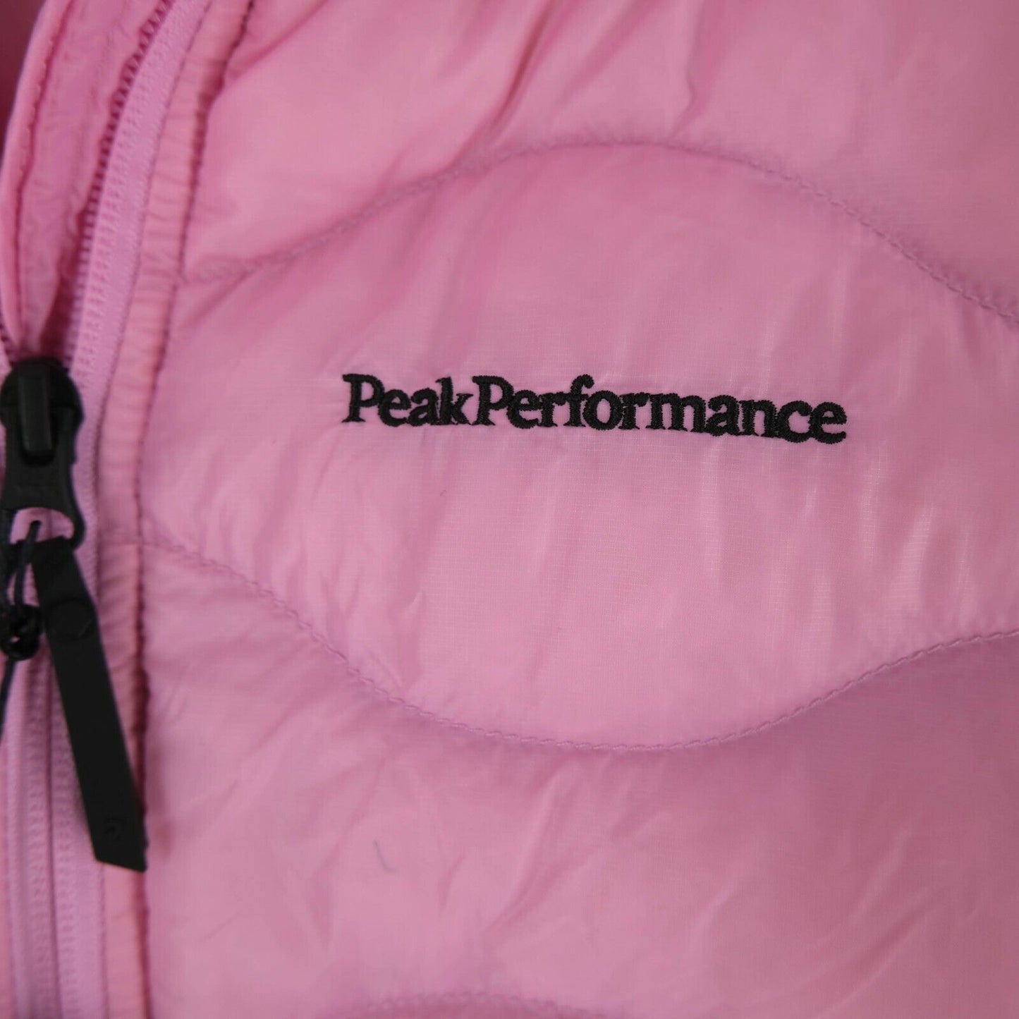 Girls TPeak Performance Pink HELIUM Down Puffer Jacket Size 150 cm / 12-13 Years