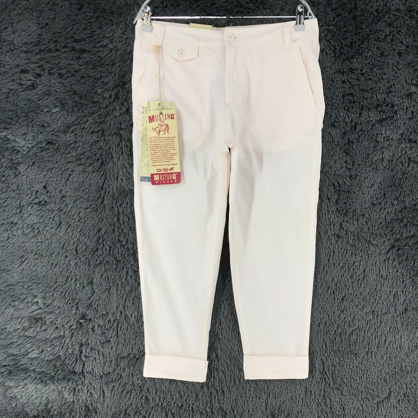 MUSTANG PIXIE Pantalon Chino Capri Femme Rose Clair Coupe Fuselée Régulière W29 L32