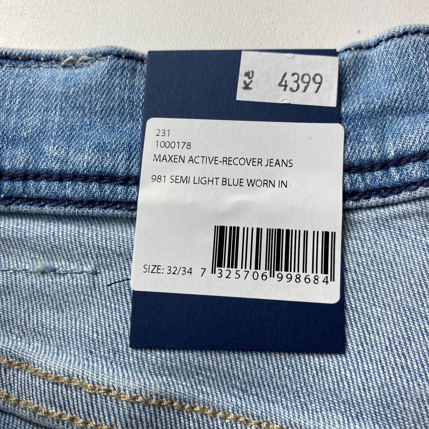 GANT MAXEN Light Blue Stretch Low Rise Extra Slim Fit Jeans W32 L34