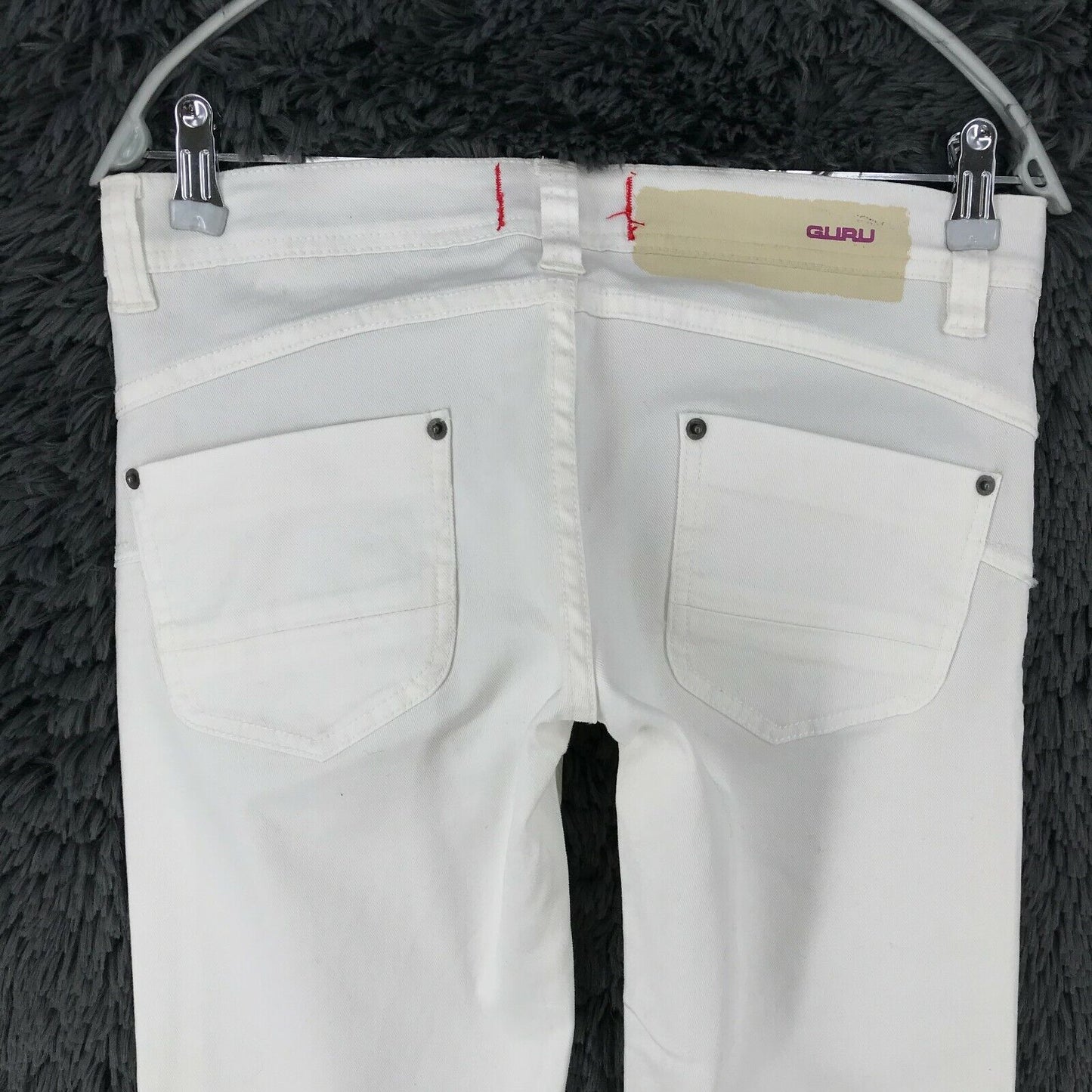 GURU Women White Slim Straight Fit Jeans Size W31