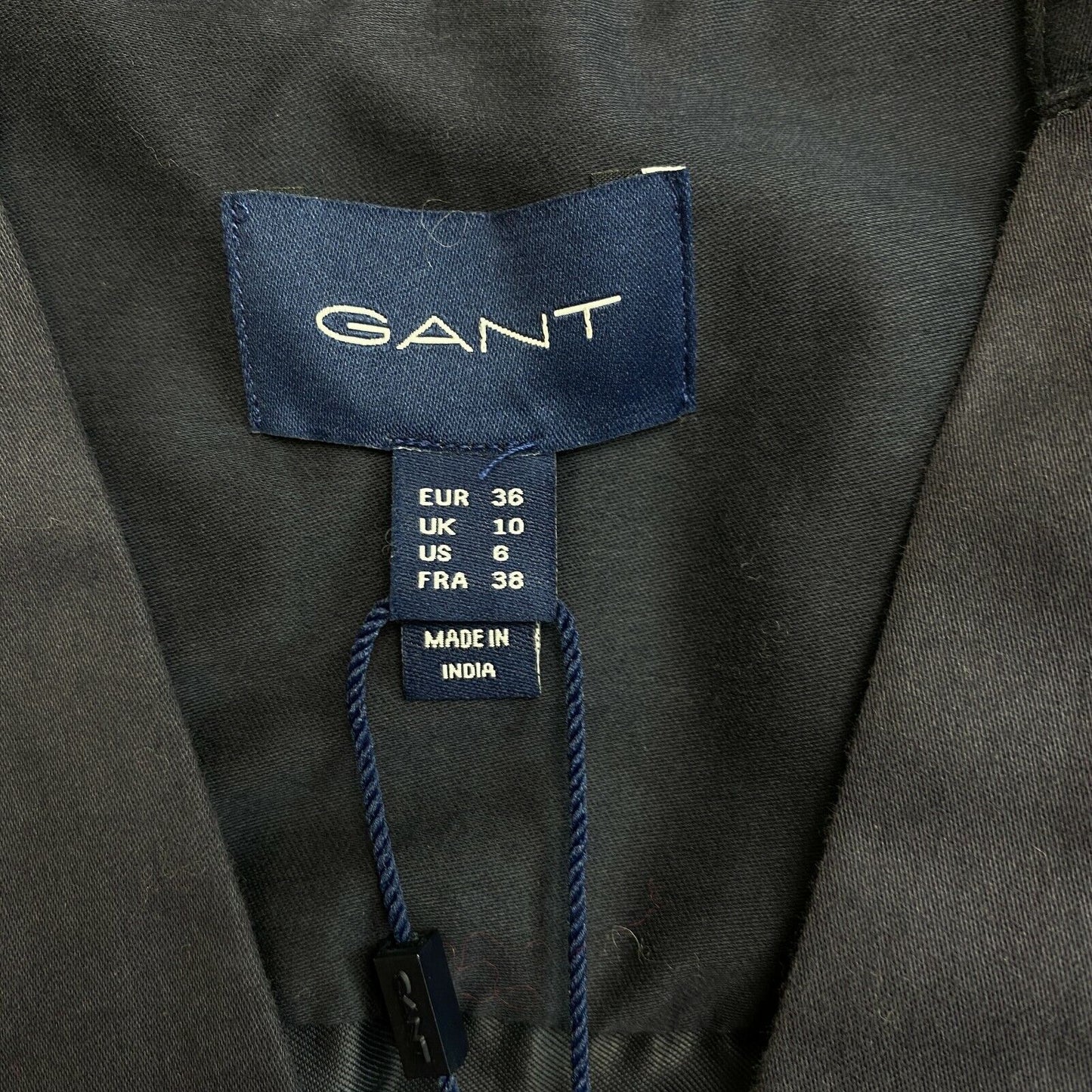 GANT Marineblaues Tech Prep-Hemdkleid mit Rüschen und V-Ausschnitt, Größe EU 36 UK 10 US 6