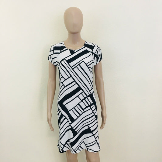 ZARA Black & White Short Sleeve Dress Size M