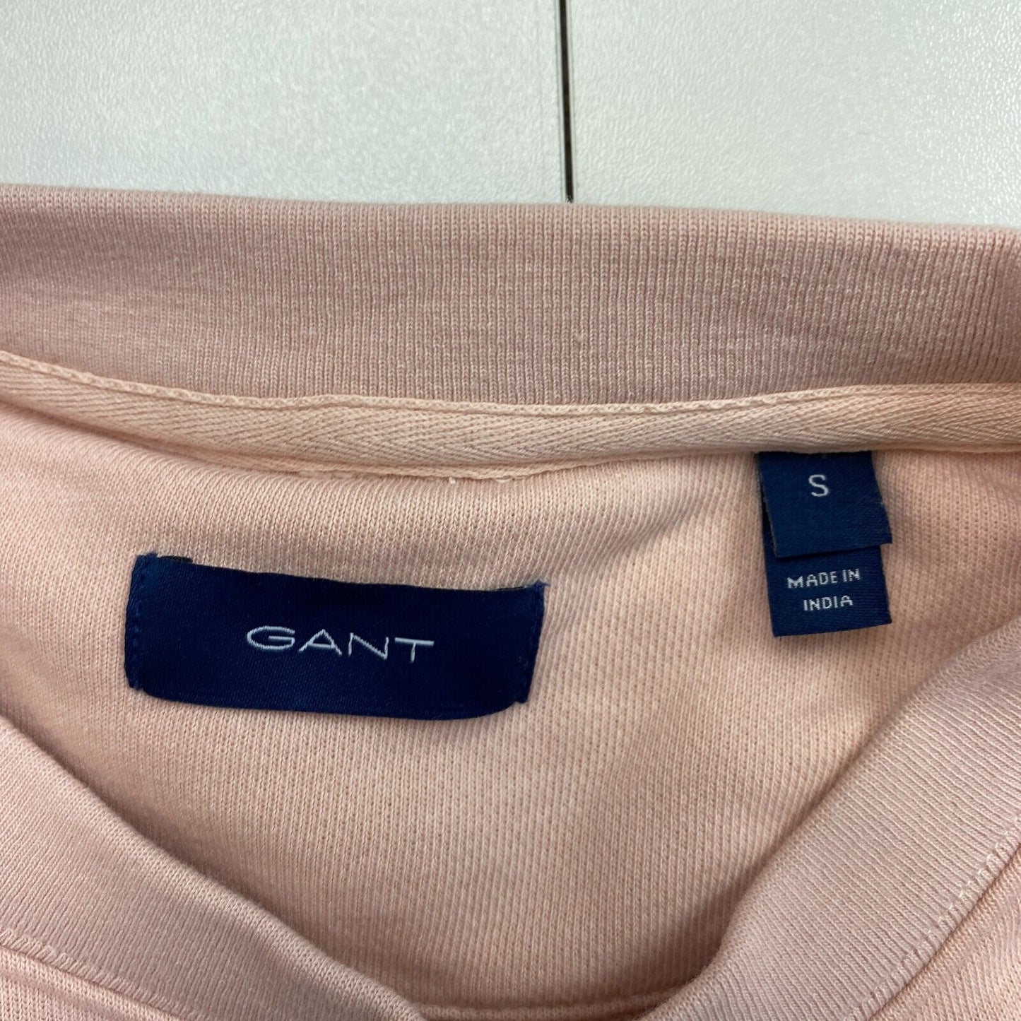 GANT Pullover mit Rundhalsausschnitt und Logo in Pink, Größe S